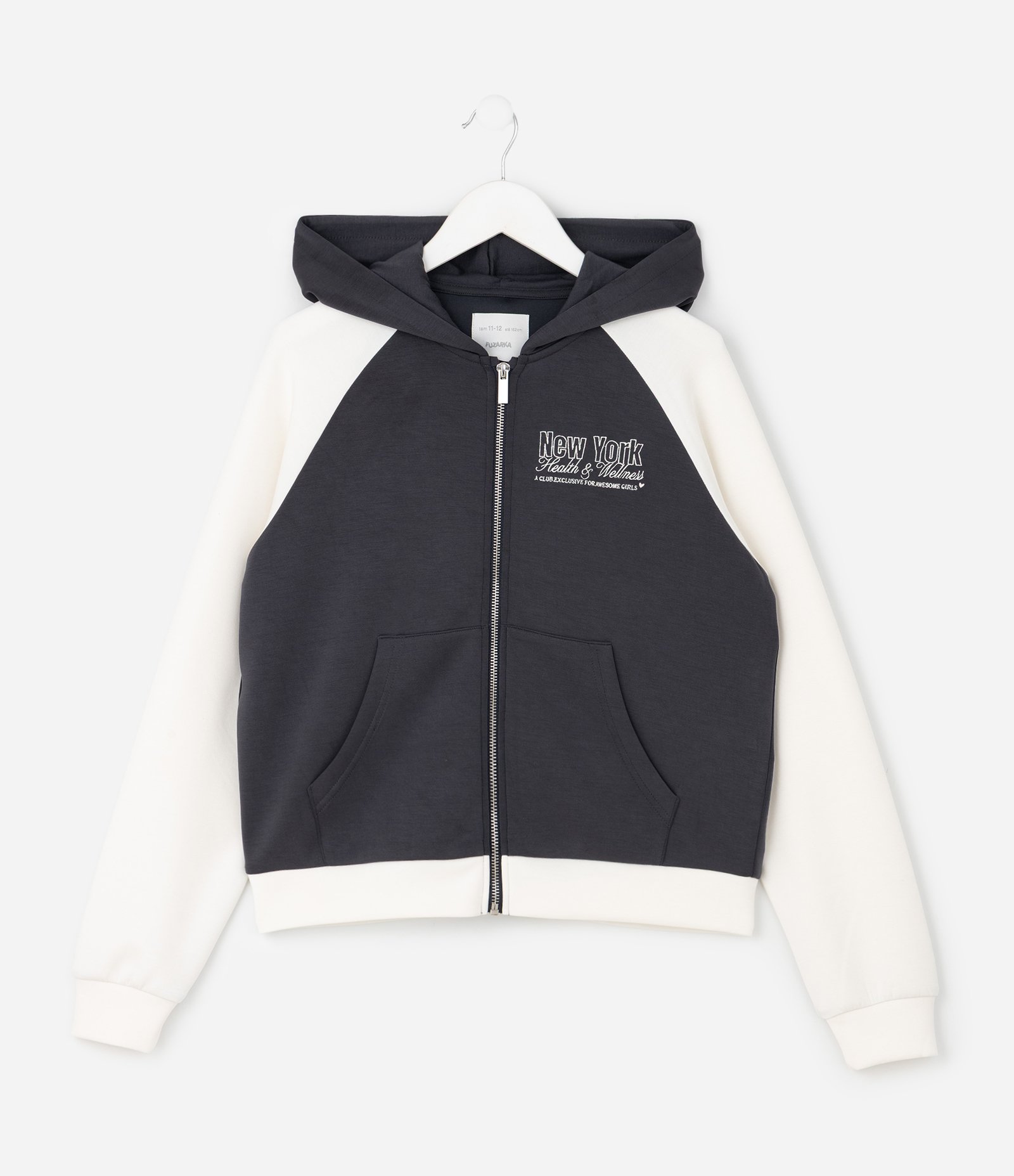 Casaco Infantil com Capuz e Recortes Contrastantes – Tam 7 a 14 Anos Preto/Off White 2