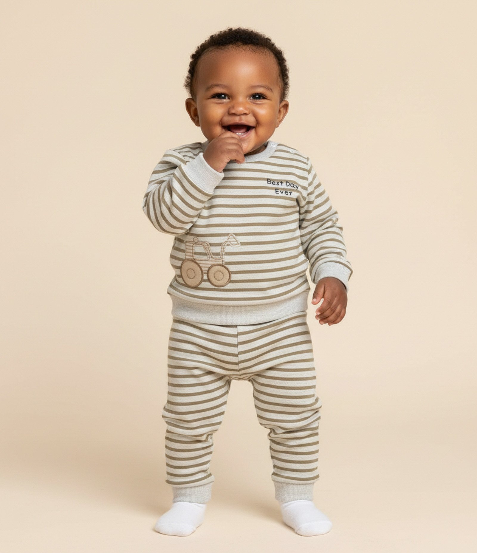 Conjunto Infantil Listrado em Moletom com Bordado de Trator - Tam 0 a 18 meses Marrom 1