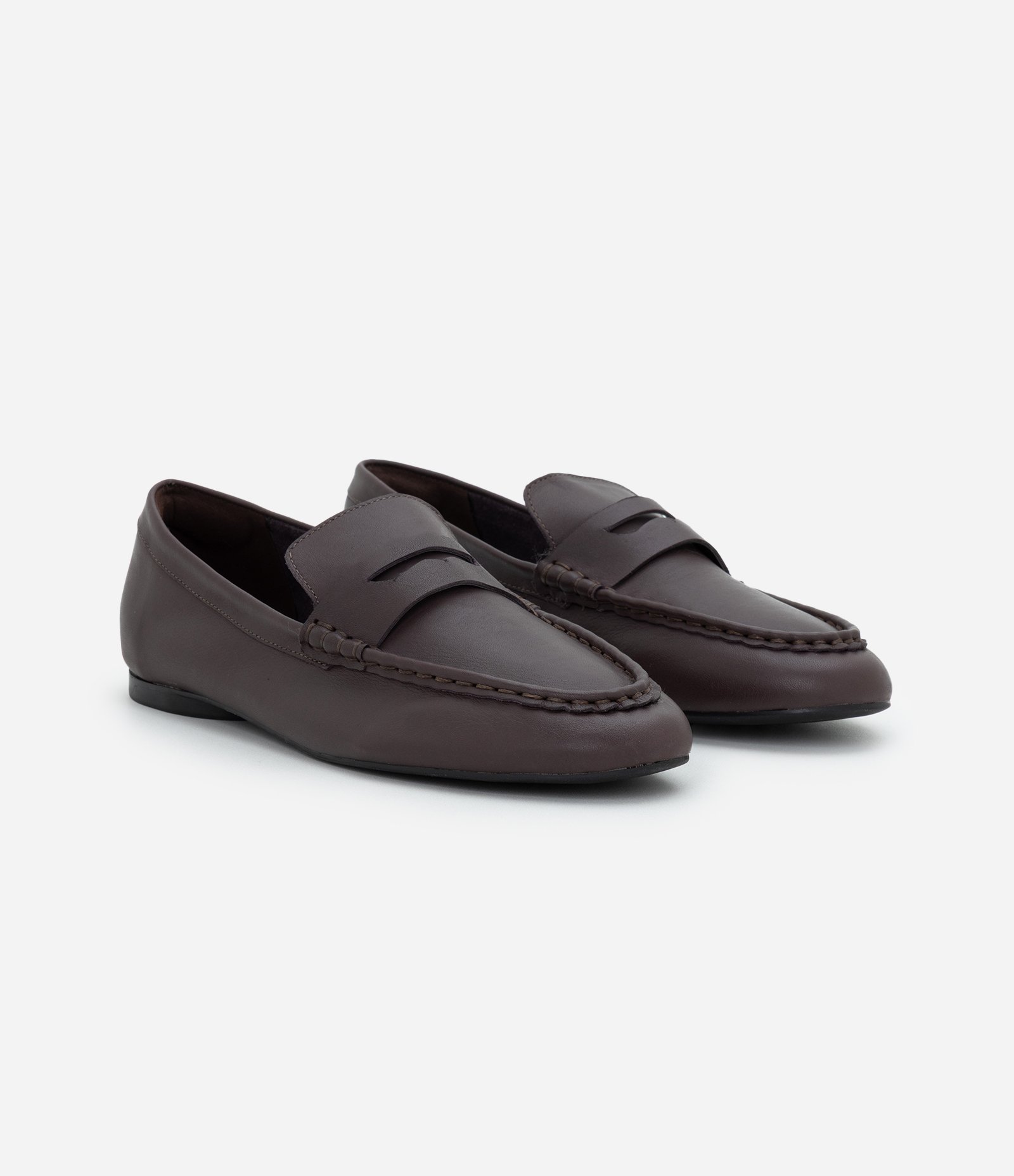 Mocassim Penny Loafer em Couro com Recorte Frontal Marrom 2