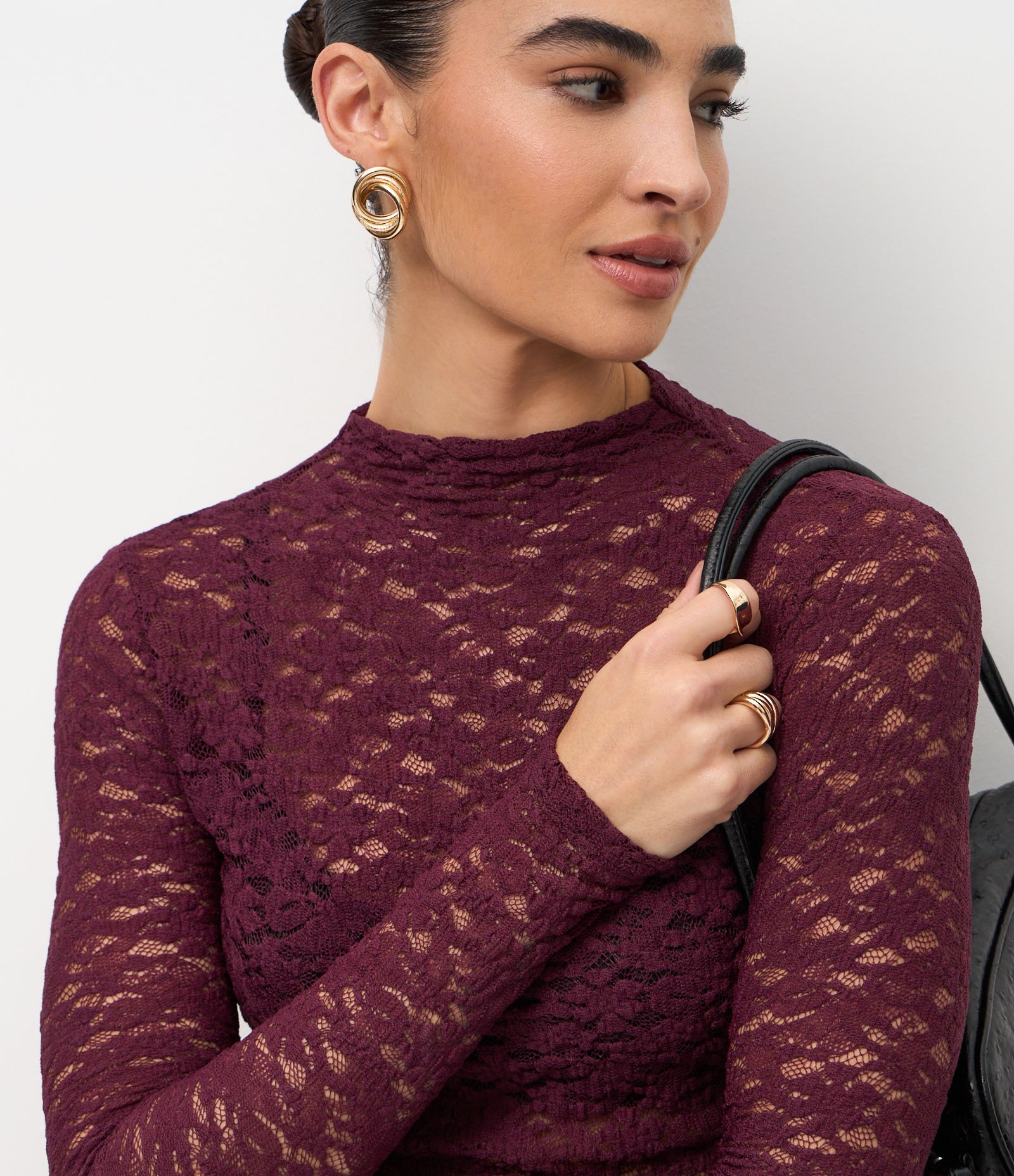 Blusa Justinha em Renda com Manga Longa Vermelho 3