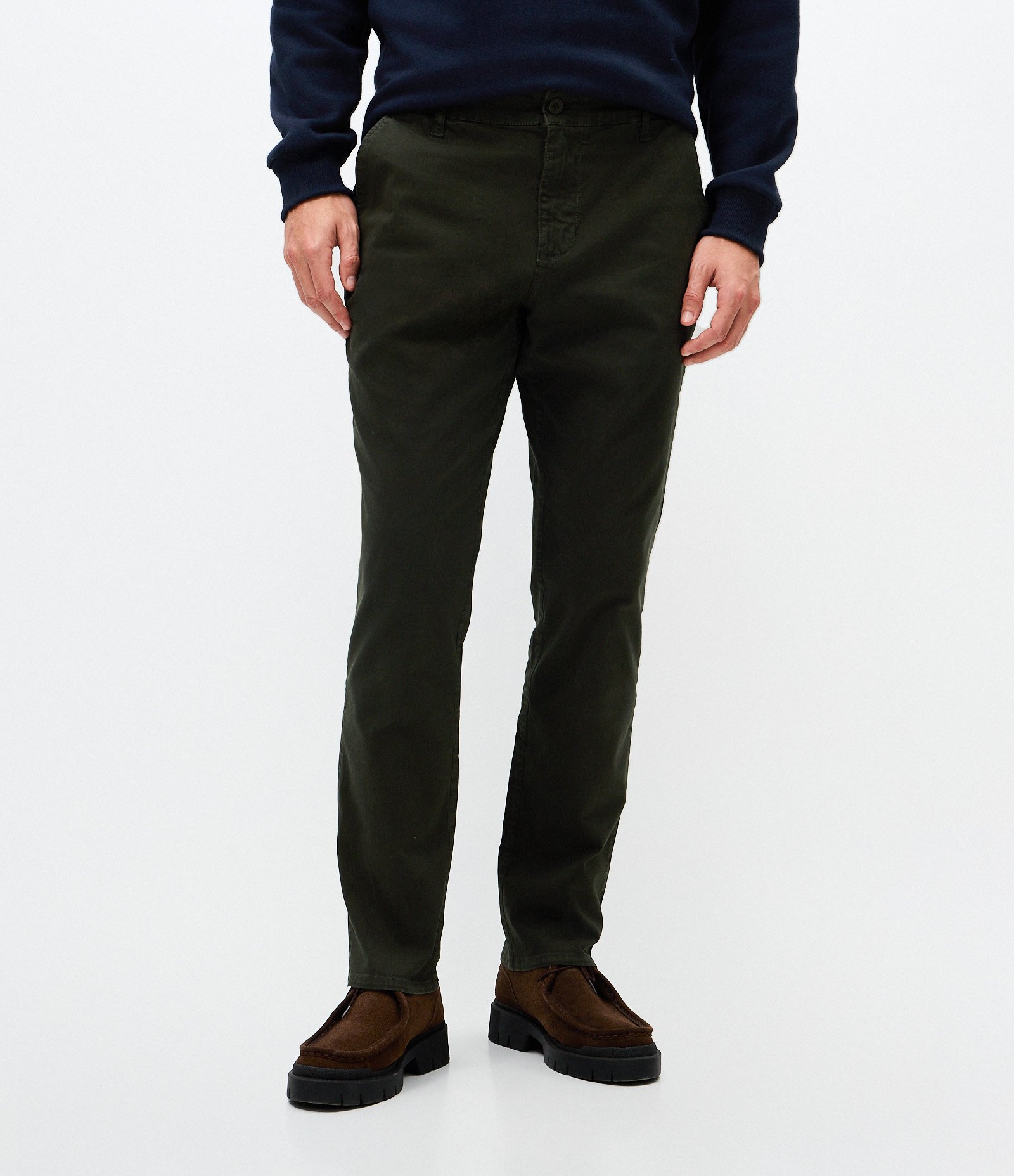 Calça Slim em Sarja e Efeito Lavada Verde 2