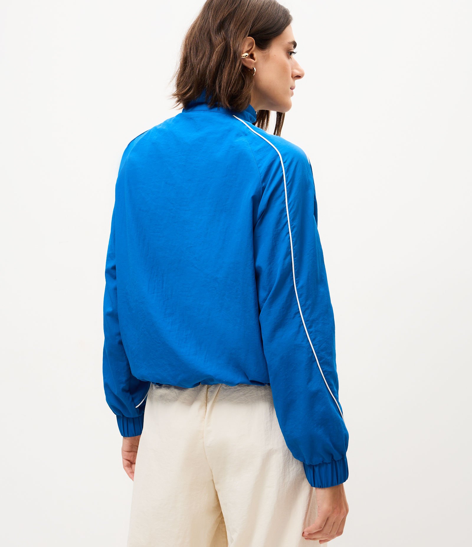 Jaqueta Oversized Esportiva em Microfibra com Detalhe Contrastante Azul 6
