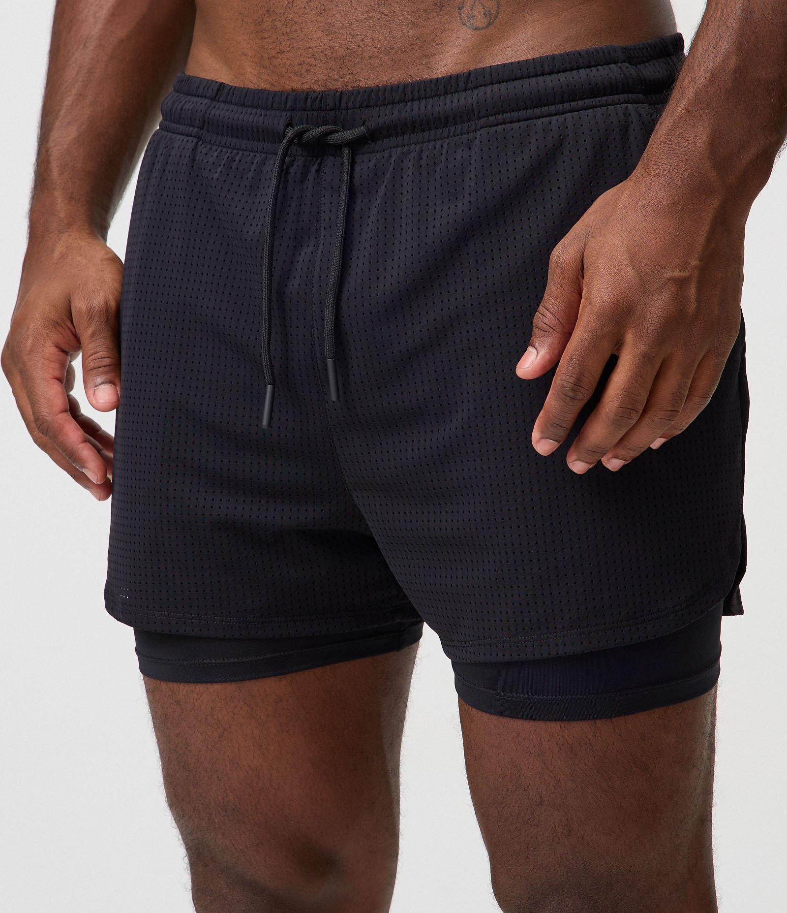 Bermuda Esportiva em Poliamida com Short Compressão Preto 2