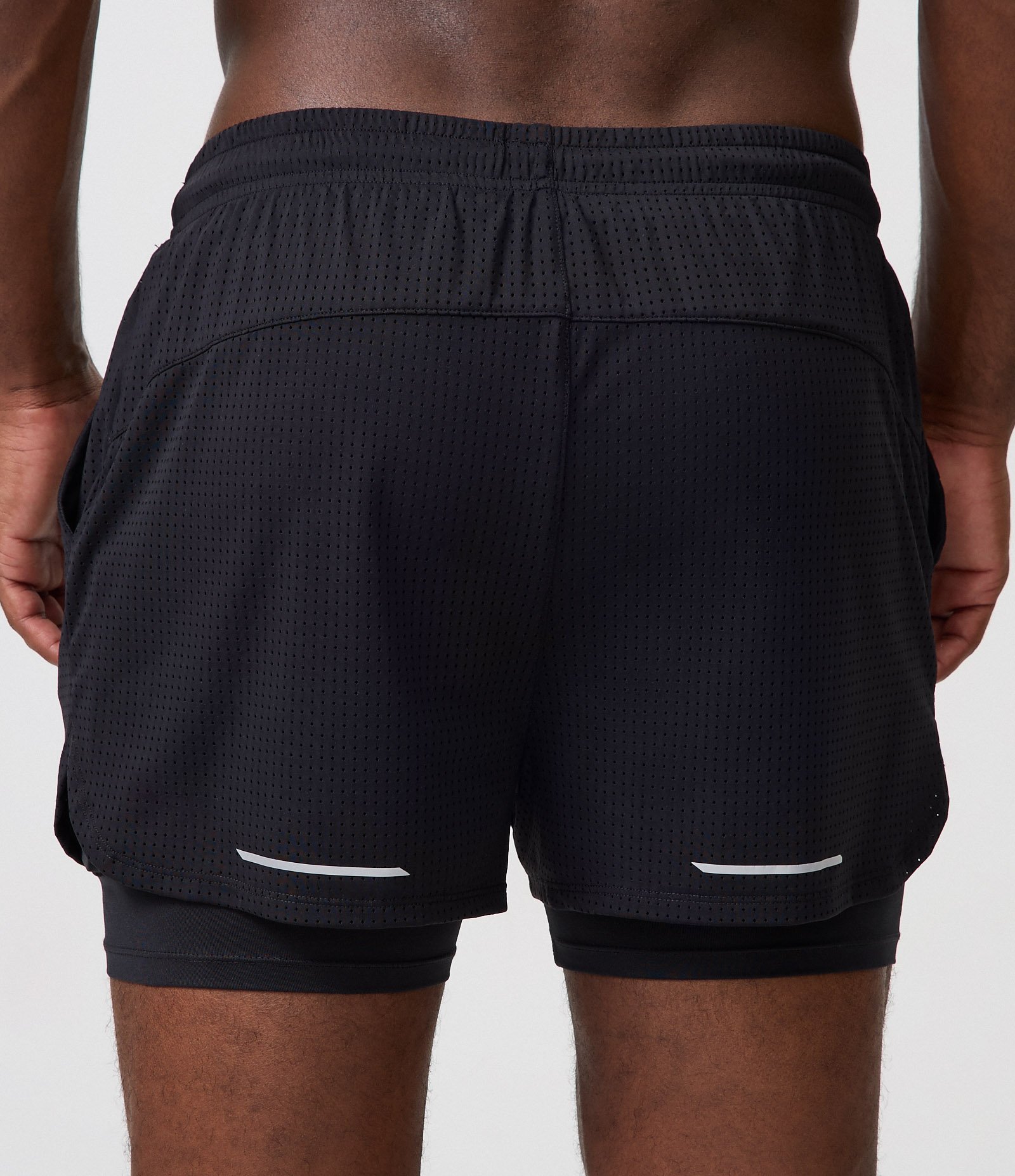 Bermuda Esportiva em Poliamida com Short Compressão Preto 3