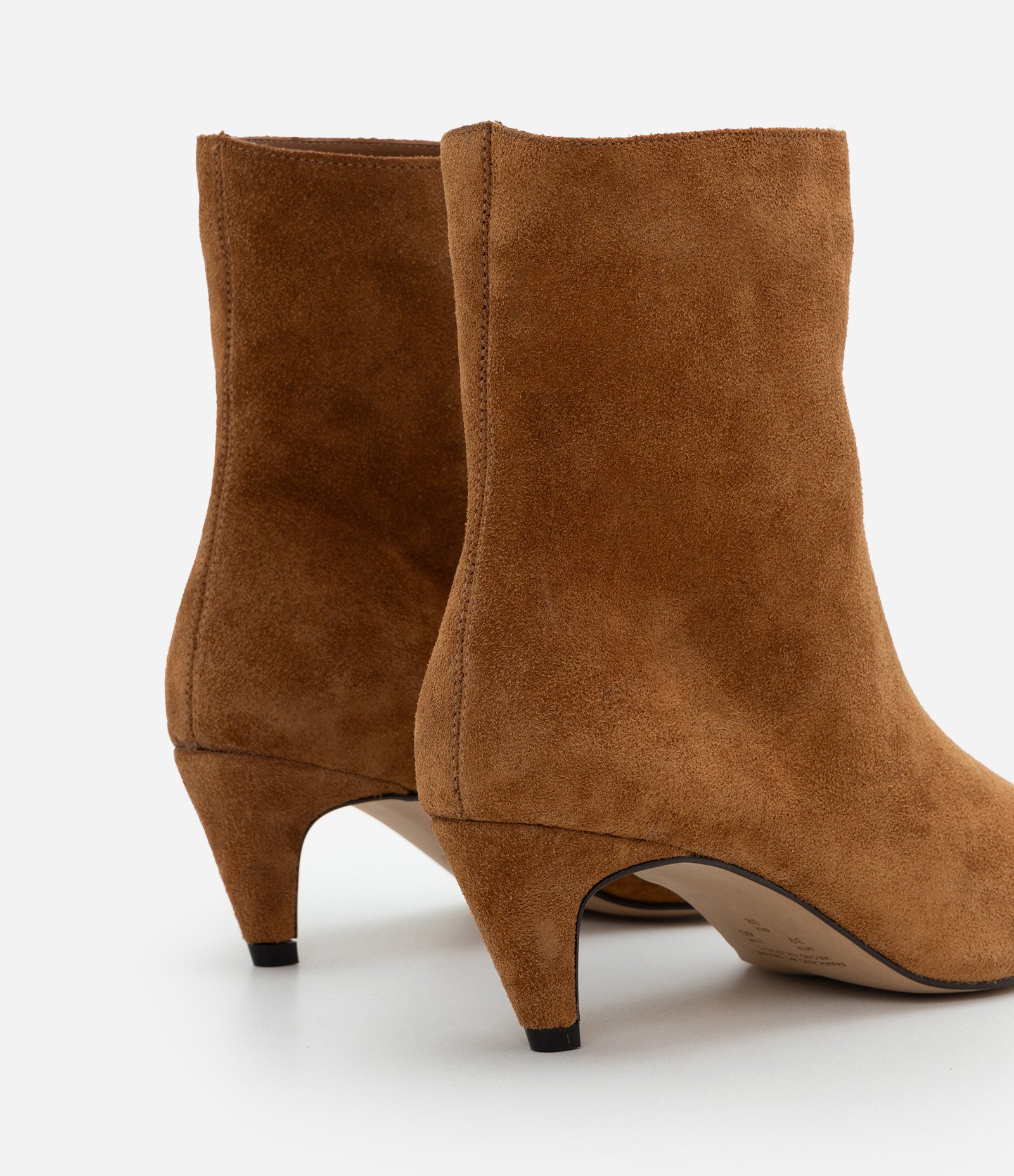 Bota em Couro com Bico Quadrado Alongado Marrom 5