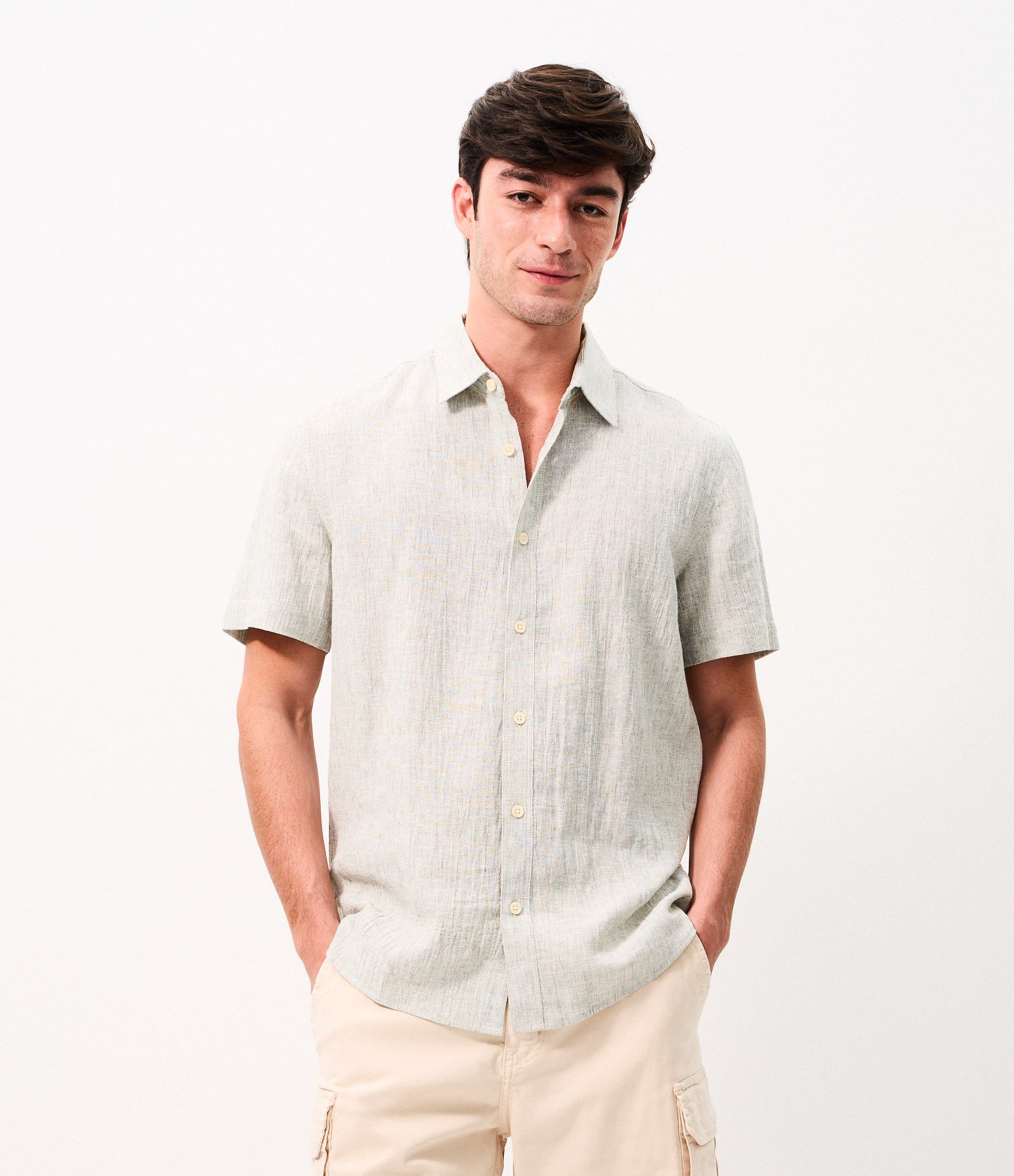 Camisa Regular em Linho com Abotoamento Off White 1