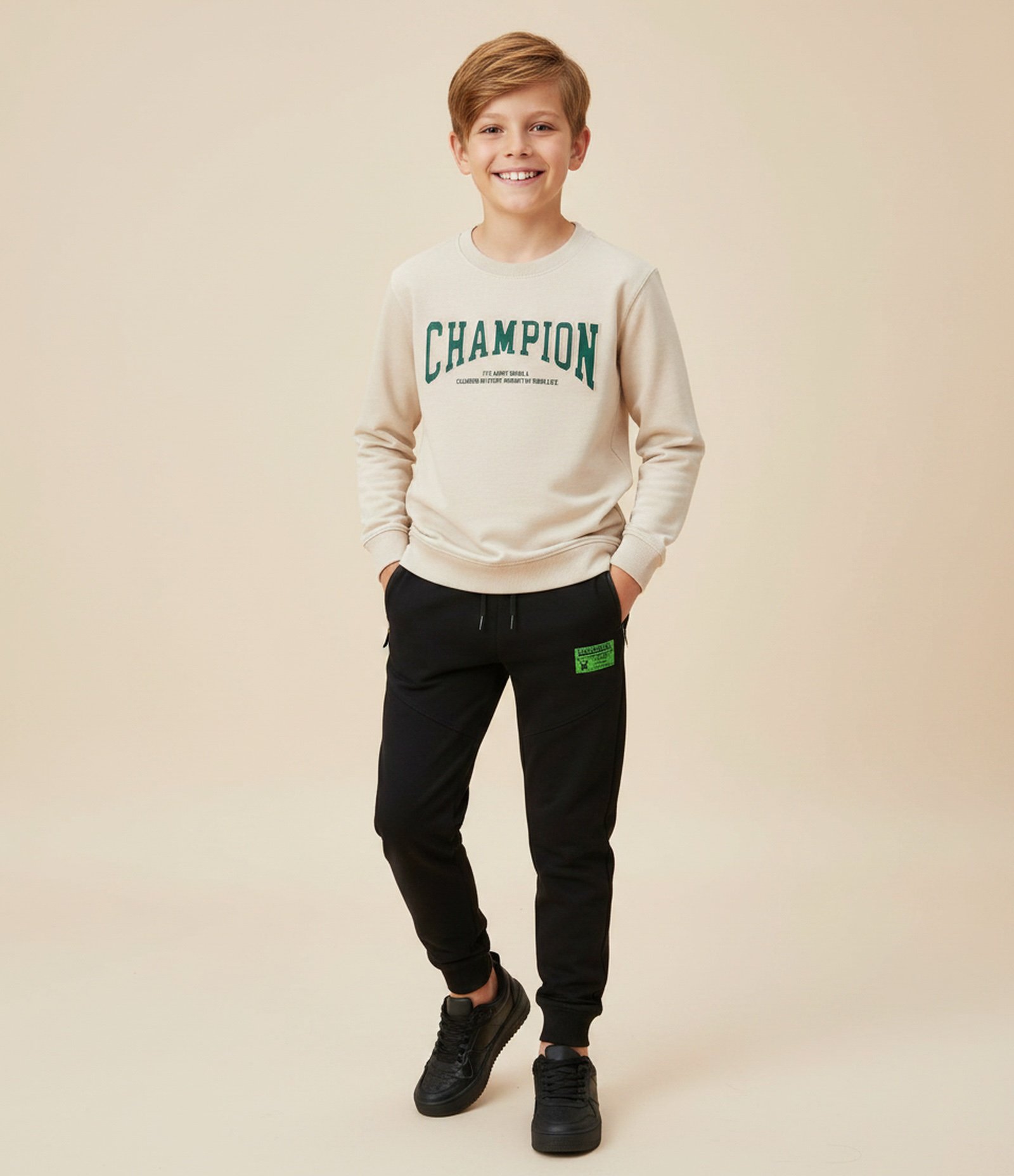 Calça Jogger Infantil em Moletom com Estampa Minecraft – Tam 5 a 14 Anos Preto 1