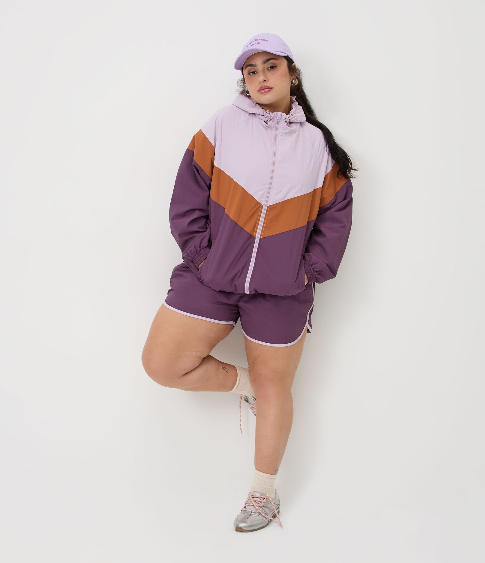 Jaqueta Quebra Vento Tricolor com Capuz Curve & Plus Size Roxo 2
