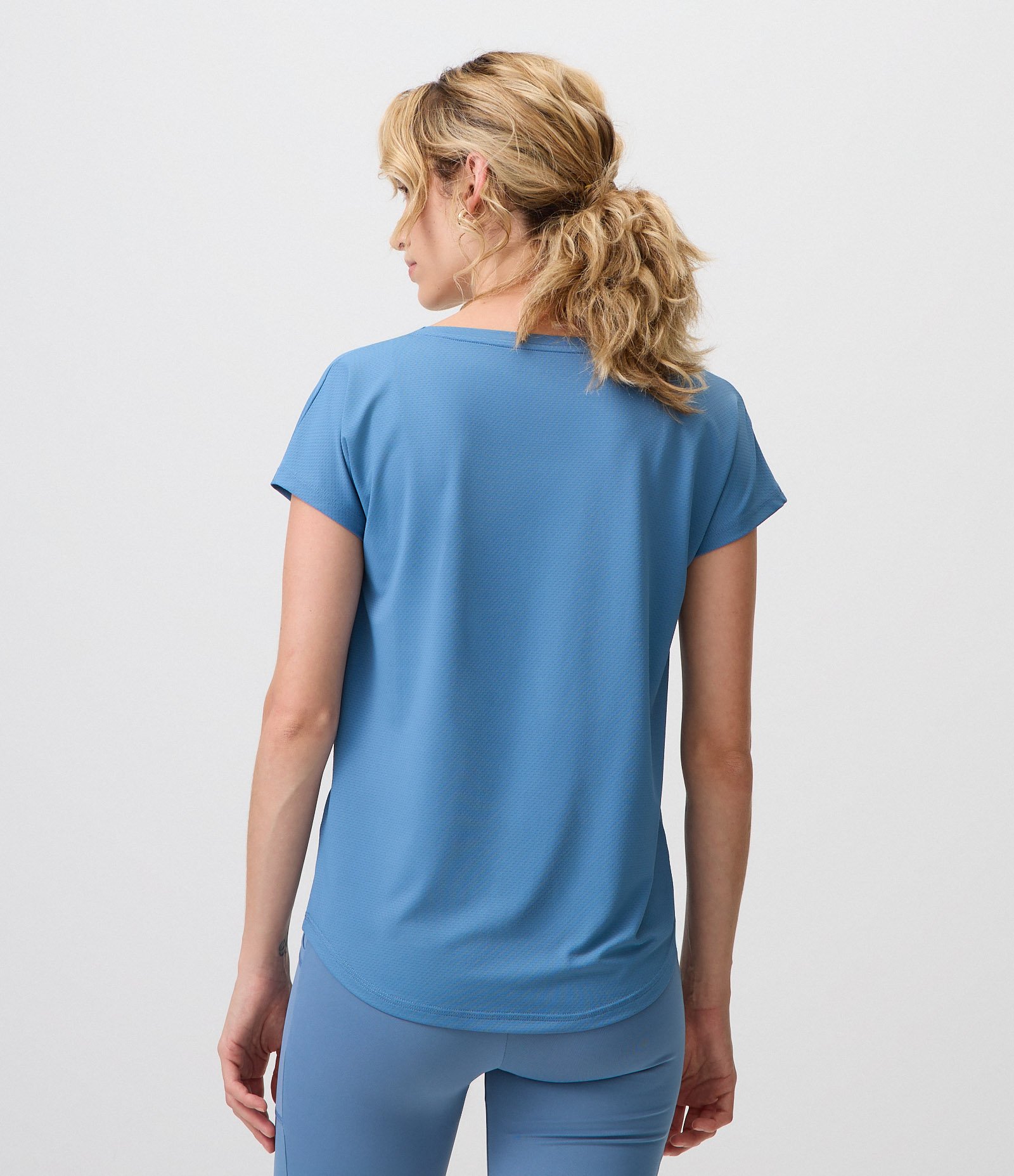 Camiseta Esportiva em Microfibra Texturizada Azul Médio 3