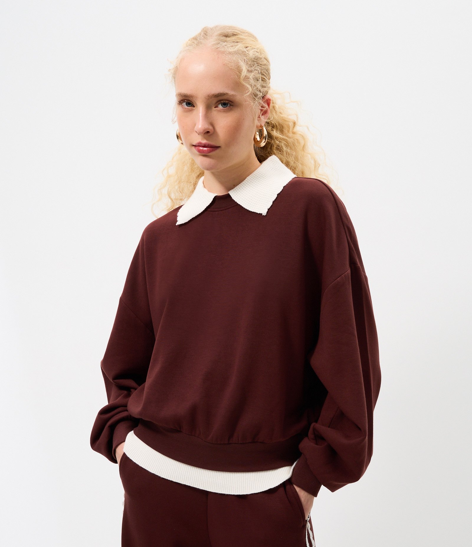Blusa em Moletom com Felpa e Gola Polo em Tricô Marrom 1