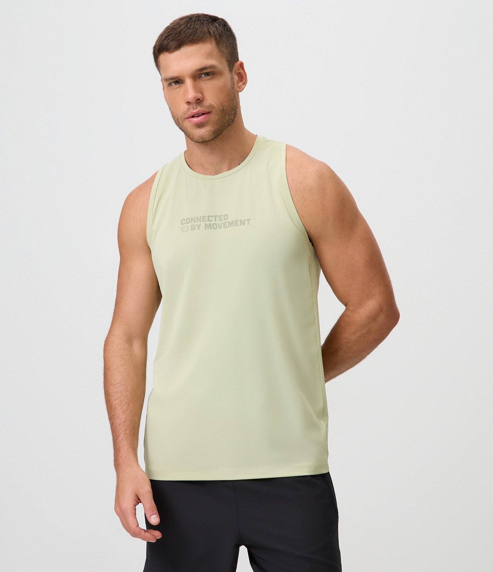 Regata Esportiva Dry com Perfurações Verde 1