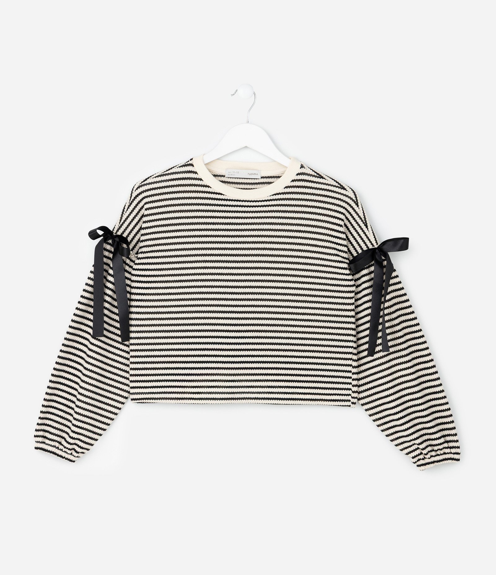 Blusa Infantil Listrada com Laços nos Braços – Tam 7 a 14 Anos Preto/Branco 1