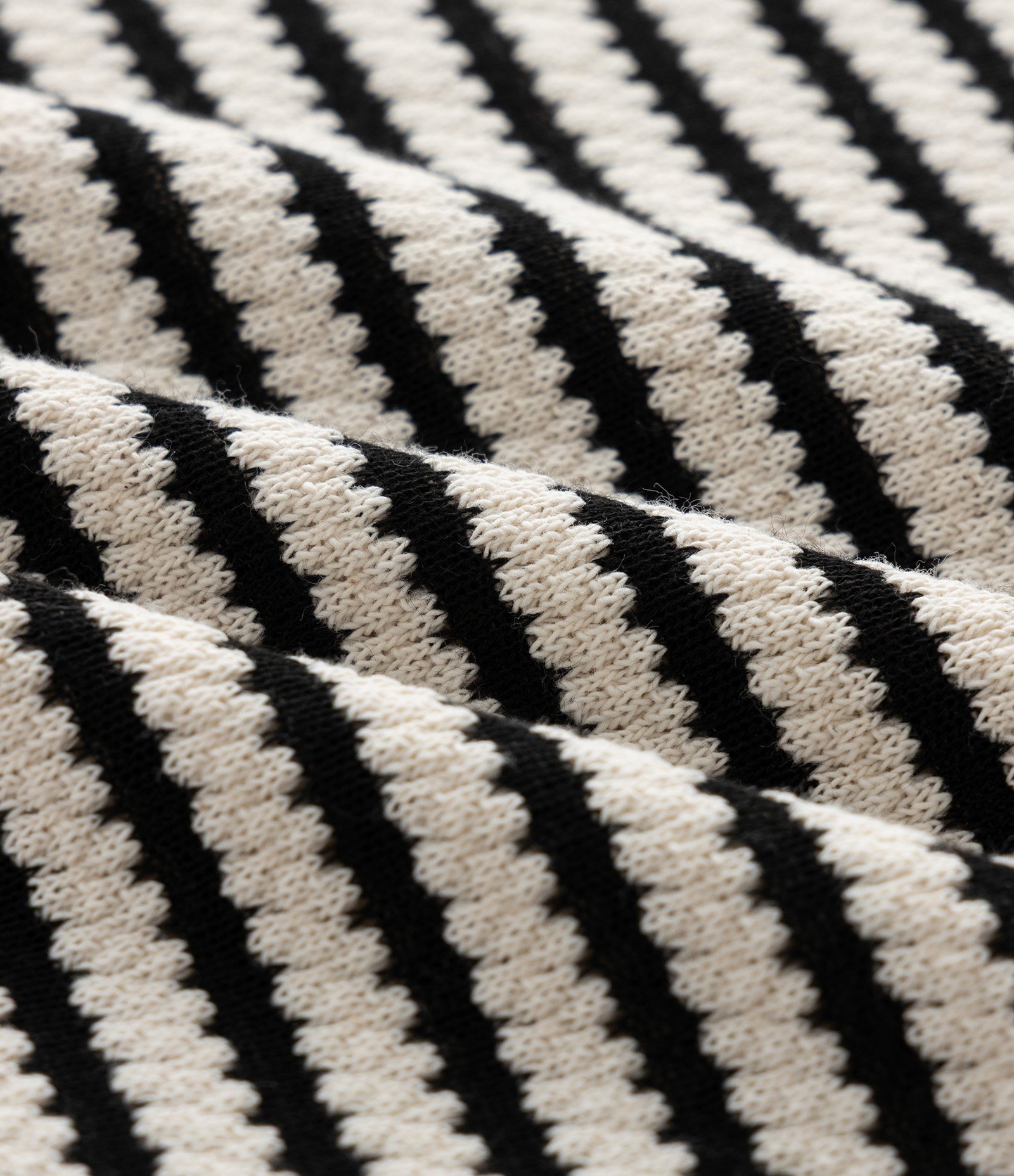 Blusa Infantil Listrada com Laços nos Braços – Tam 7 a 14 Anos Preto/Branco 3