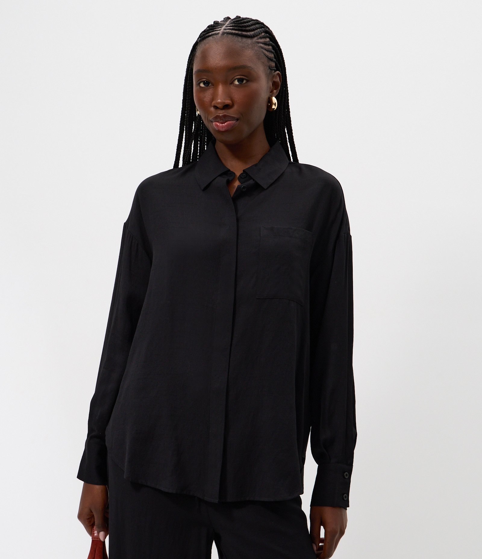 Camisa Manga Longa em Cambraia de Viscose Preto 1