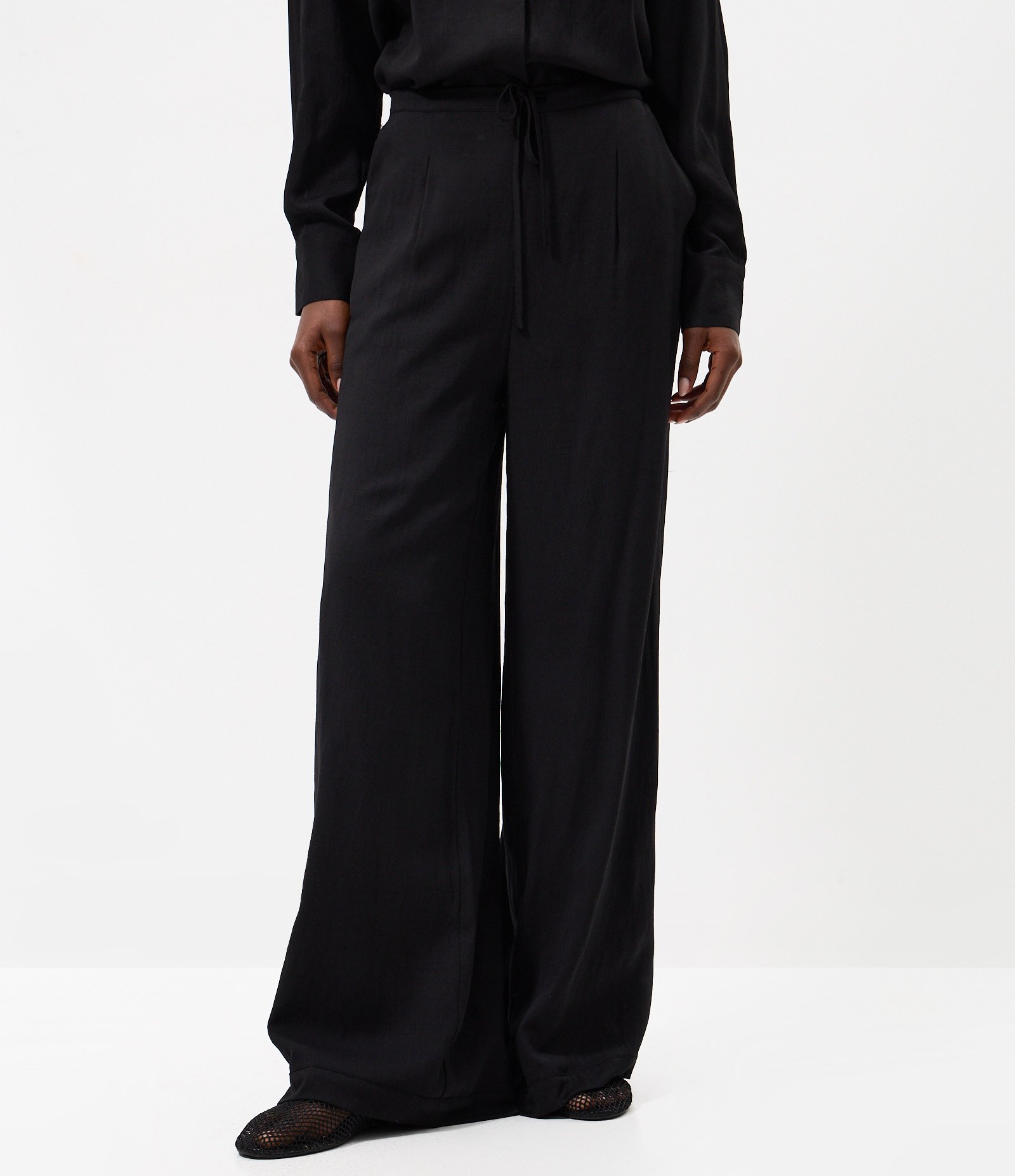 Calça em Cambraia com Amarração Preto 2