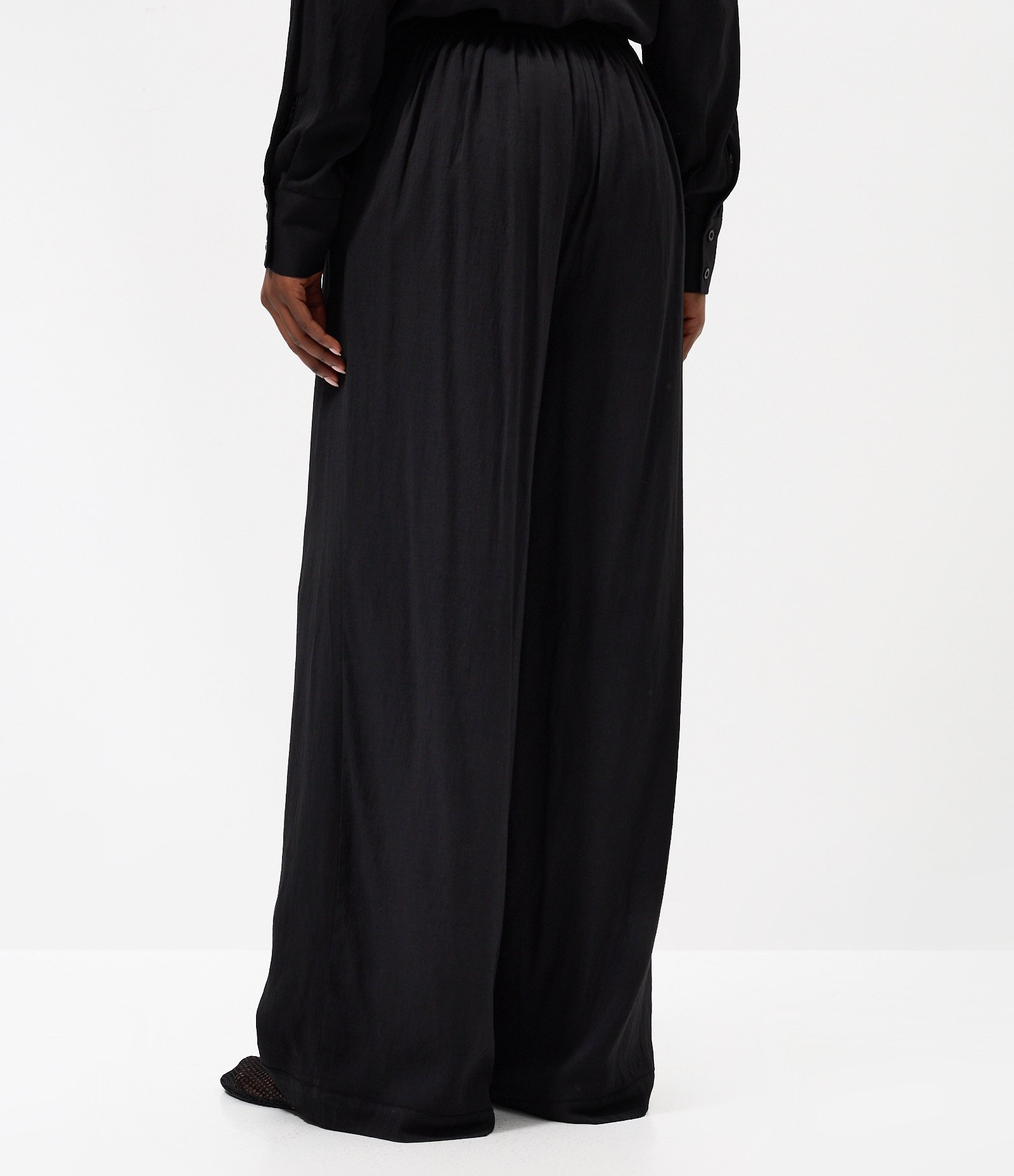 Calça em Cambraia com Amarração Preto 4