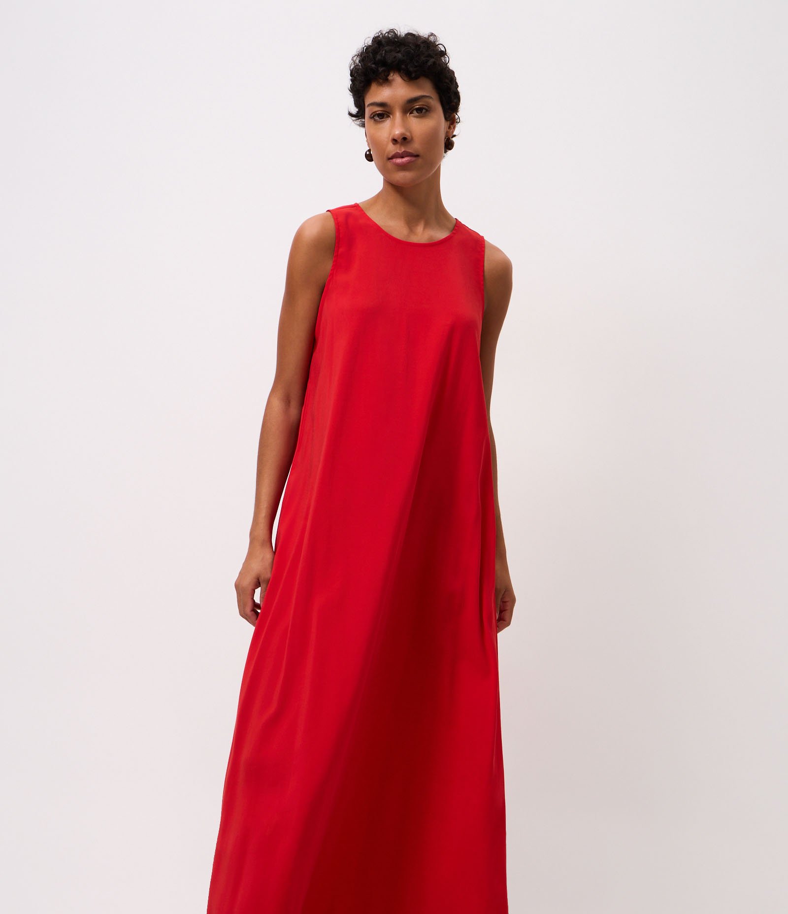 Vestido Midi com Decote Redondo Vermelho 1