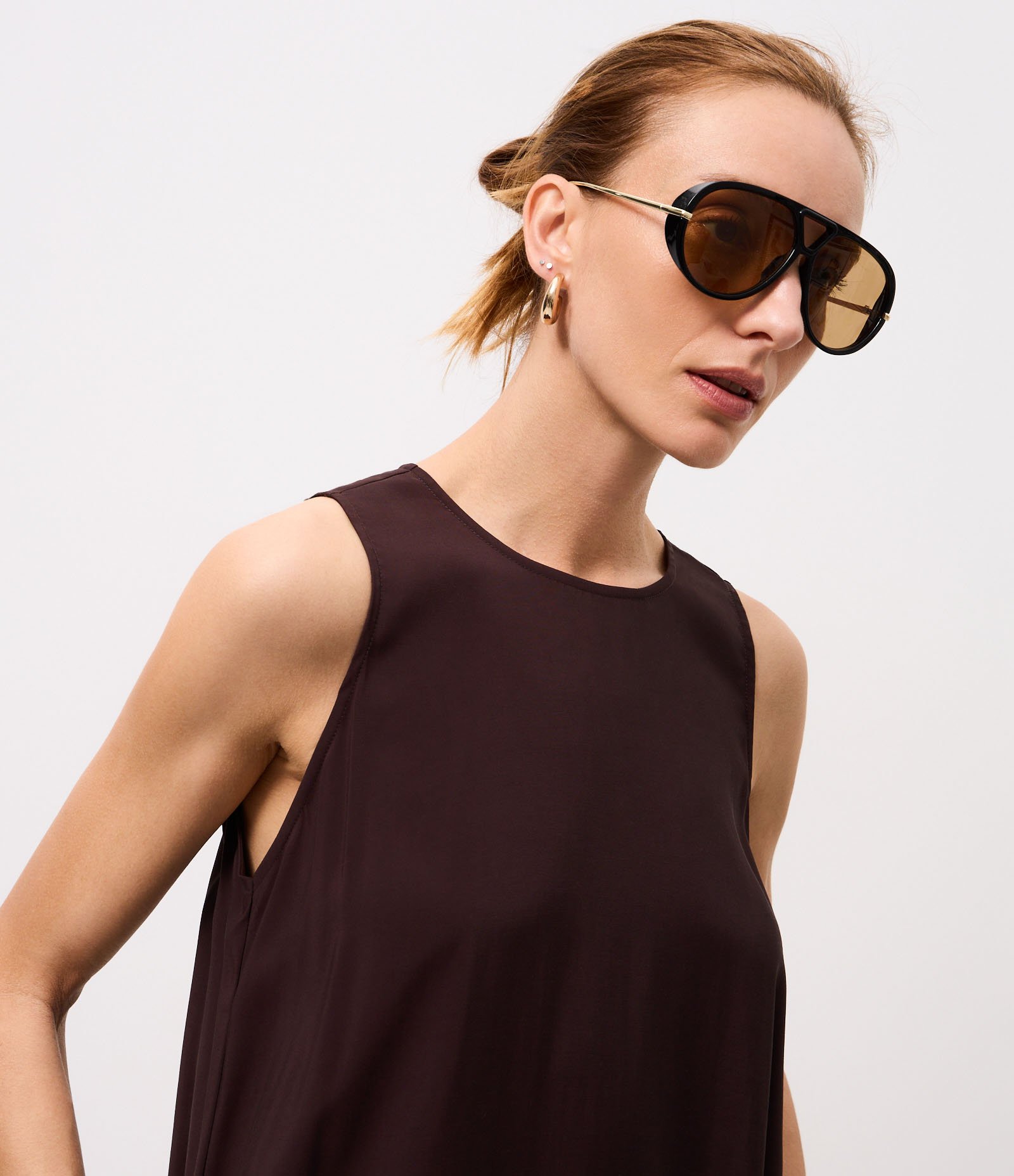 Vestido Midi com Decote Redondo Marrom 3