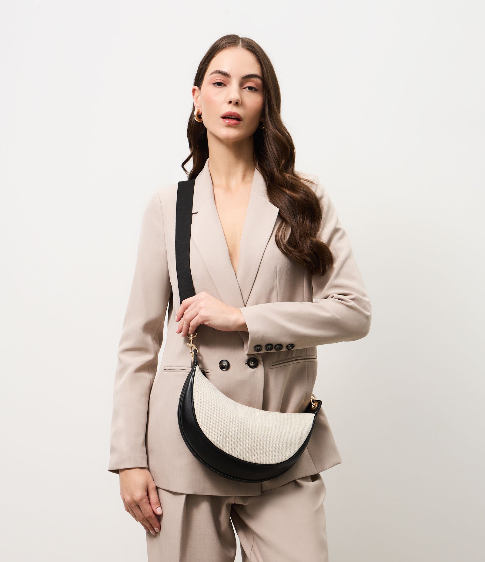 Bolsa Shoulder Média com Alça Longa Removível Bege 1