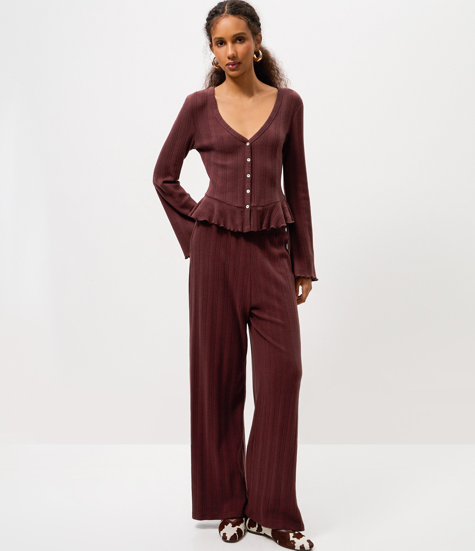 Blusa Peplum em Tricô Texturizado com Abotoamento Marrom 2