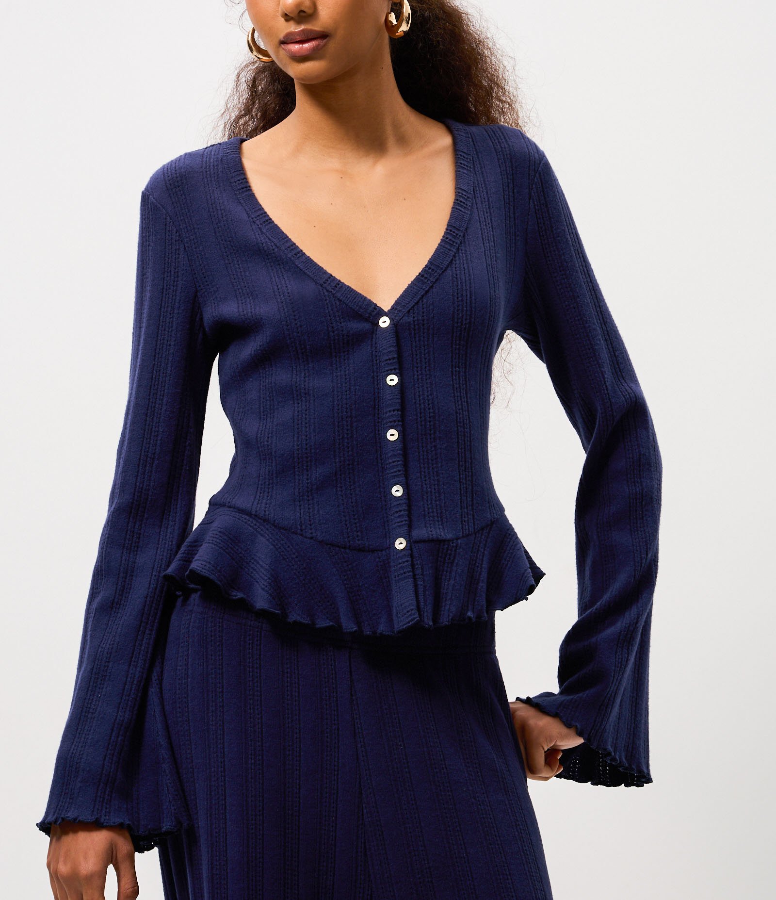 Blusa Peplum em Tricô Texturizado com Abotoamento Azul 3