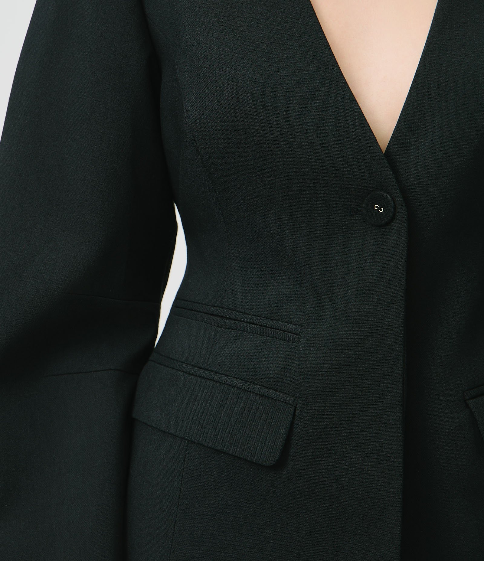 Blazer Acinturado em Alfaiataria com Bolsos Frontais Preto 5