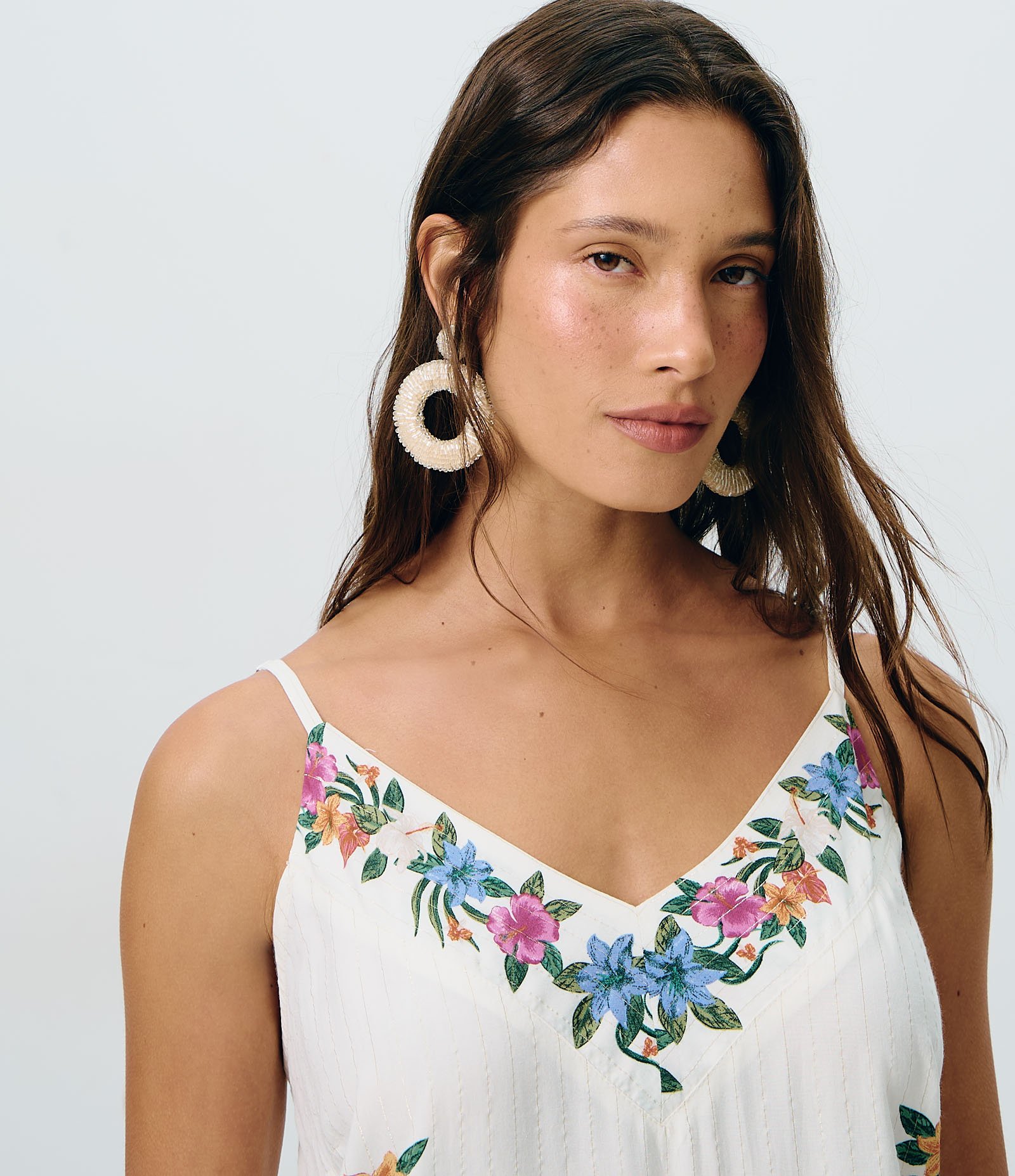 Vestido Curto de Alcinha em Viscose Texturizada com Estampa Floral Off White 3