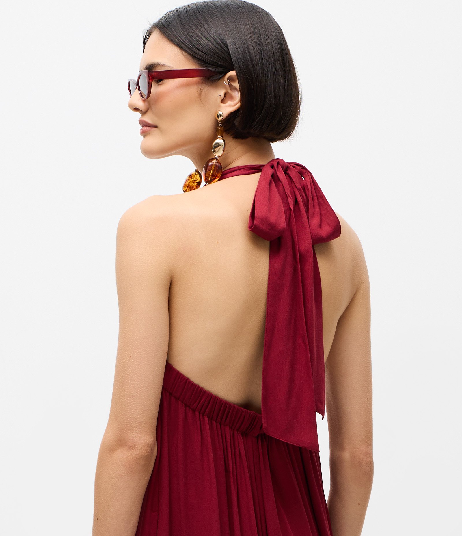 Macacão sem Manga em Viscose com Amarração no Pescoço Vermelho 4