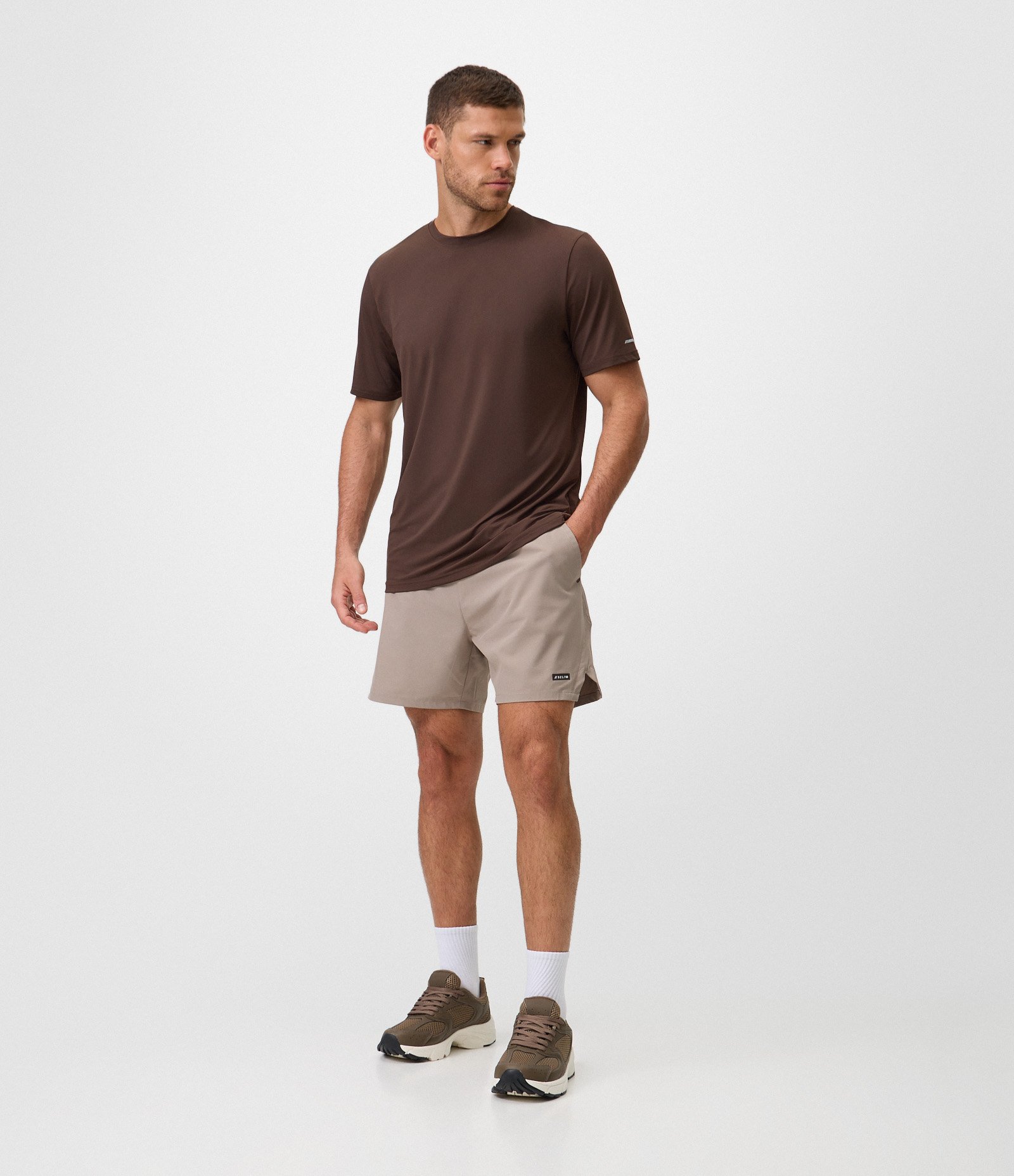 Bermuda Esportiva Corrida com Short de Compressão Bege Escuro 1