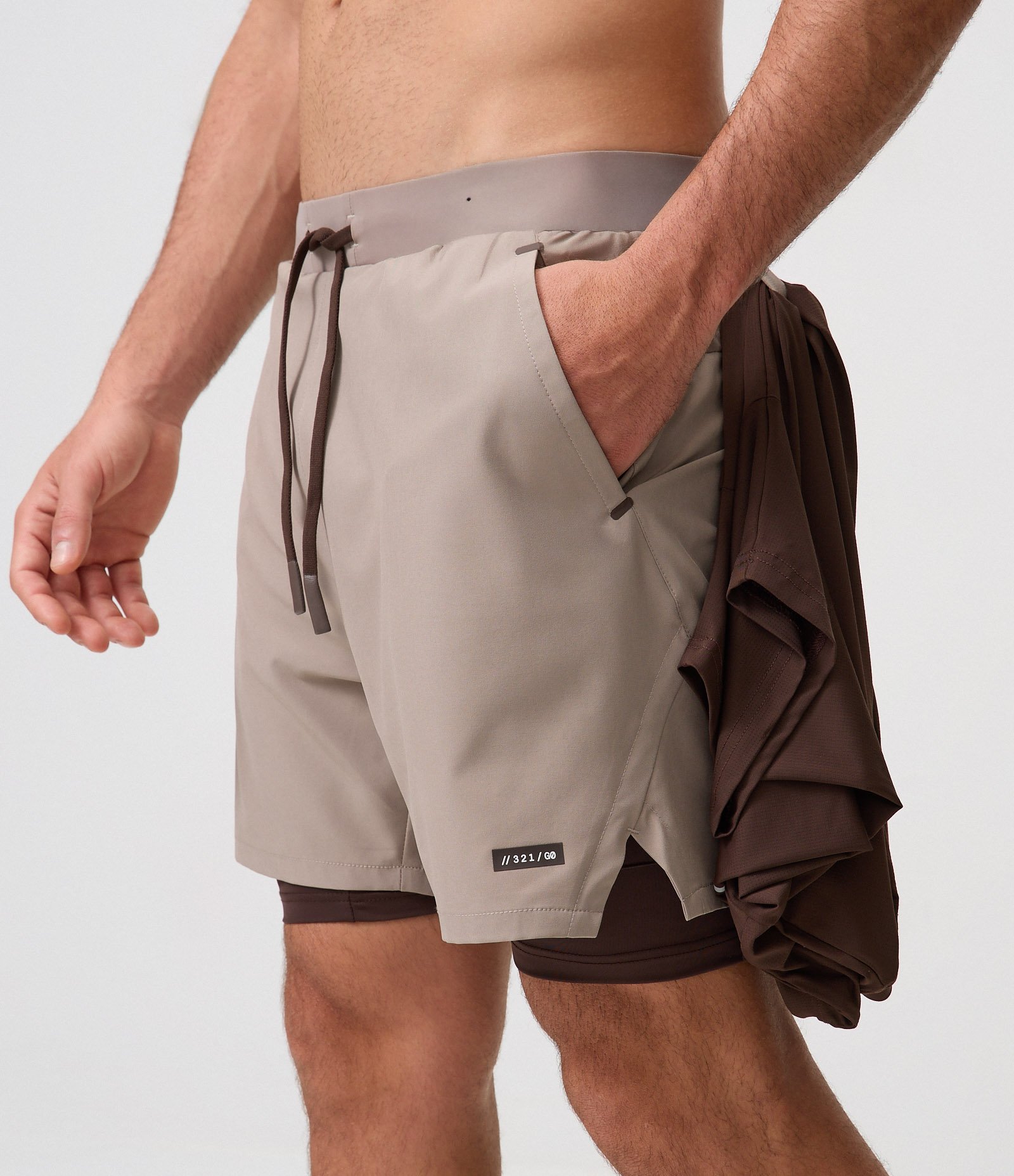 Bermuda Esportiva Corrida com Short de Compressão Bege Escuro 5