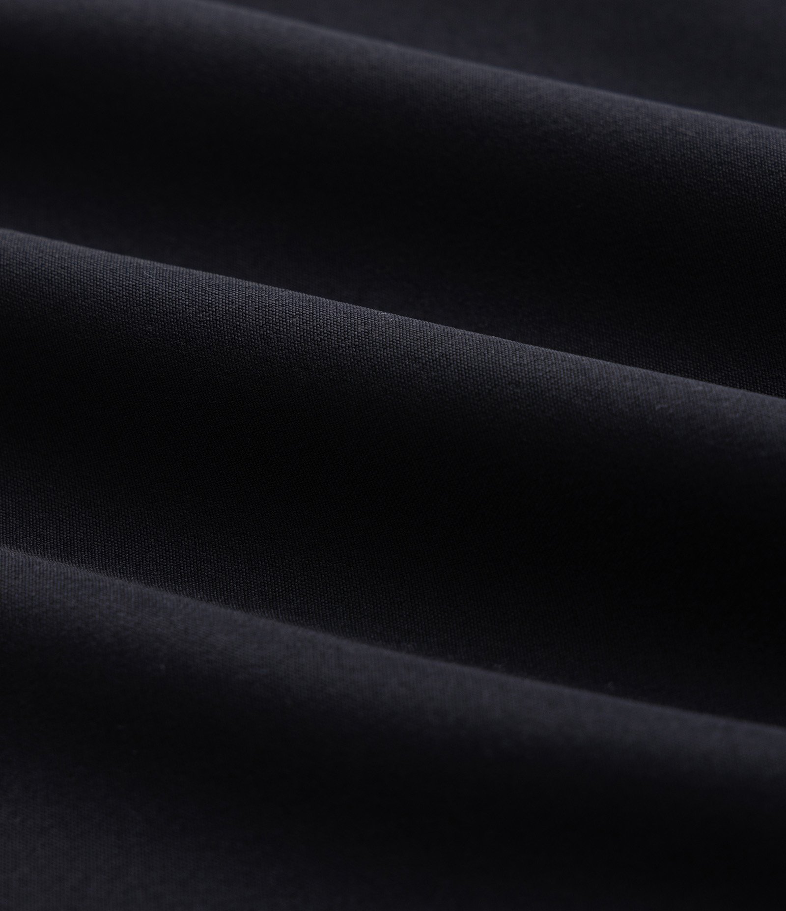 Bermuda Esportiva com Laser Cut e Print Lateral Preto 6