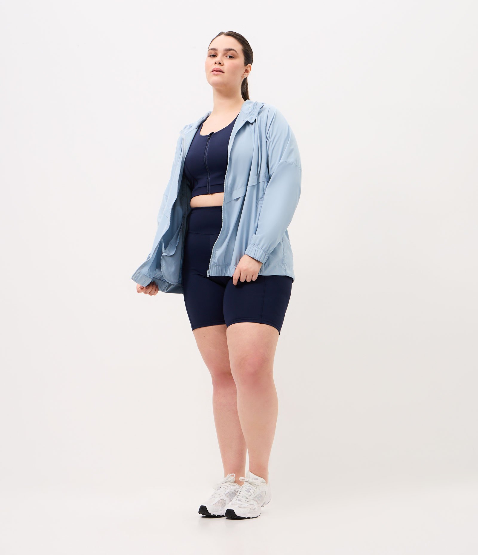 Jaqueta Corta-Vento com Capuz e Zíper Curve & Plus Size Azul 2