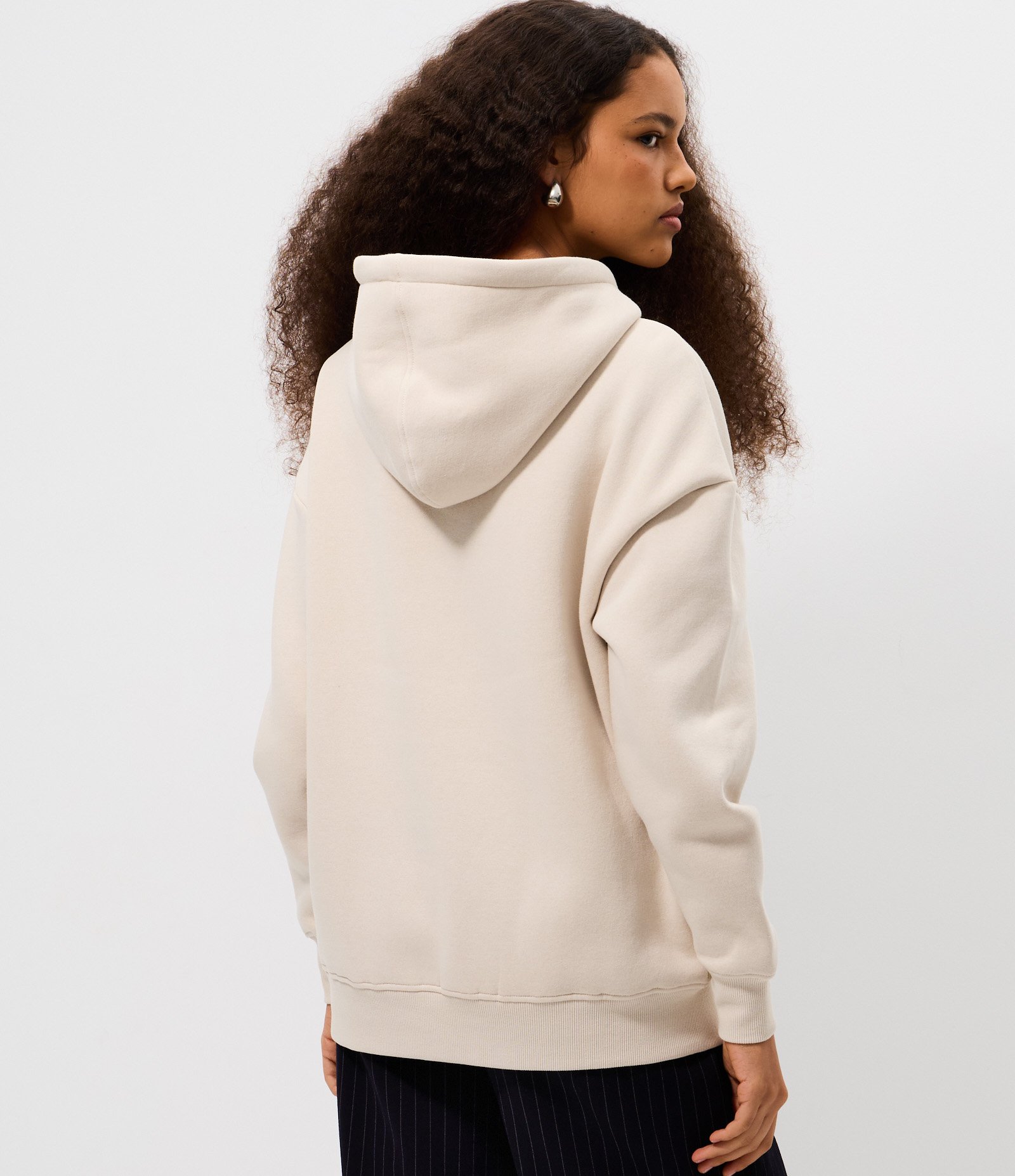Moletom Oversized Canguru com Estampa College West Coast Bege 4