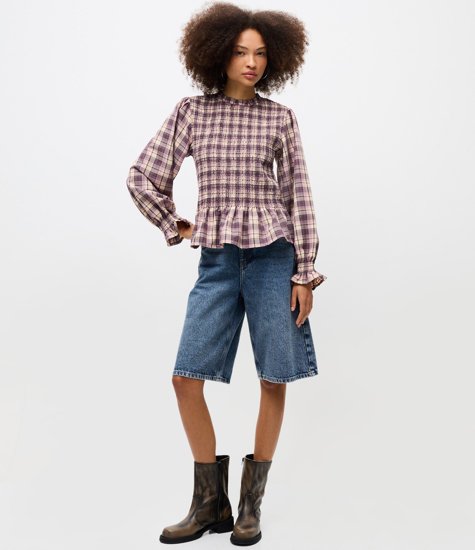 Blusa Bata em Lastex com Estampa Xadrez e Babados Roxo/Bege 2