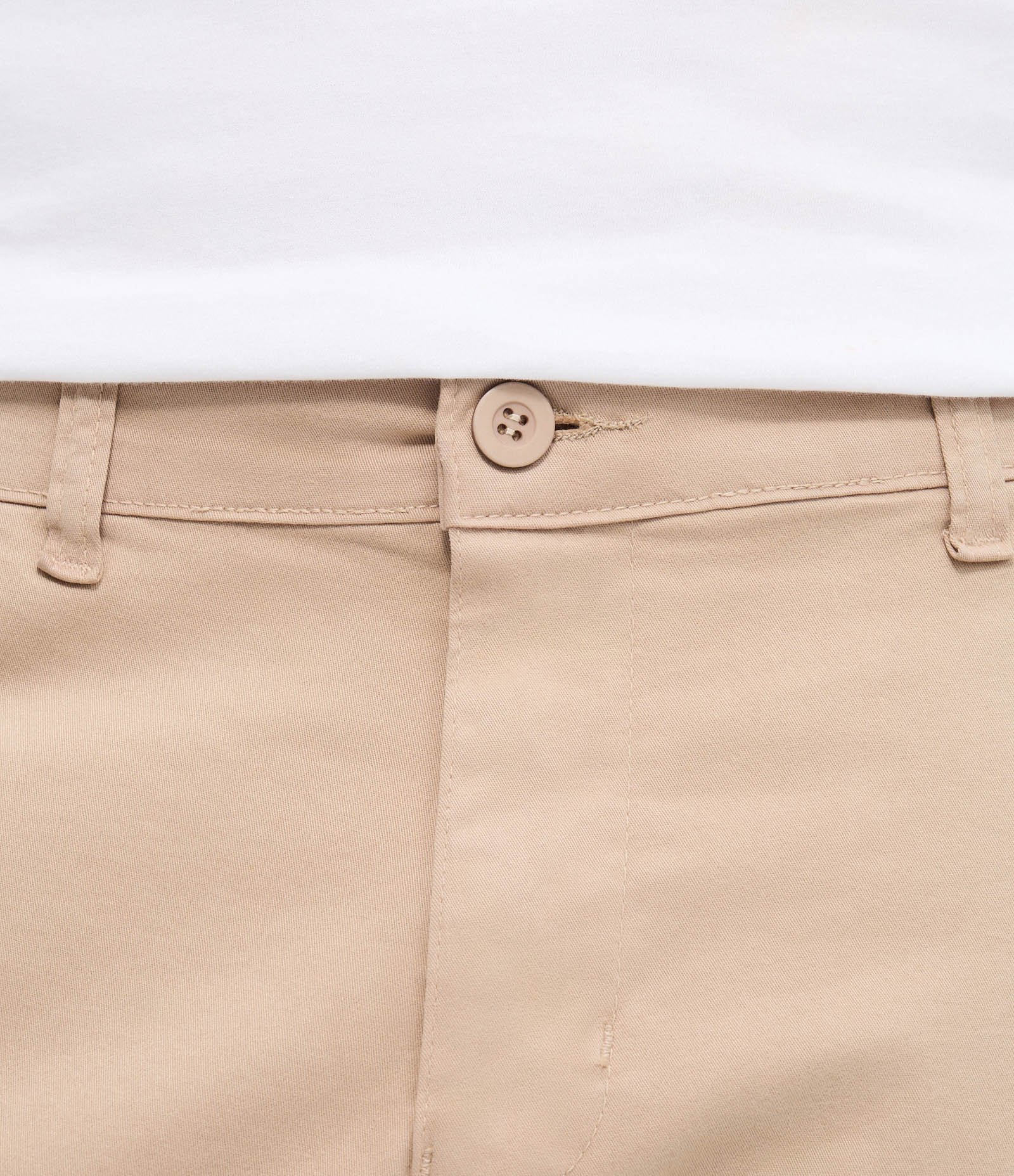 Calça Slim em Sarja Lavada Bege 3