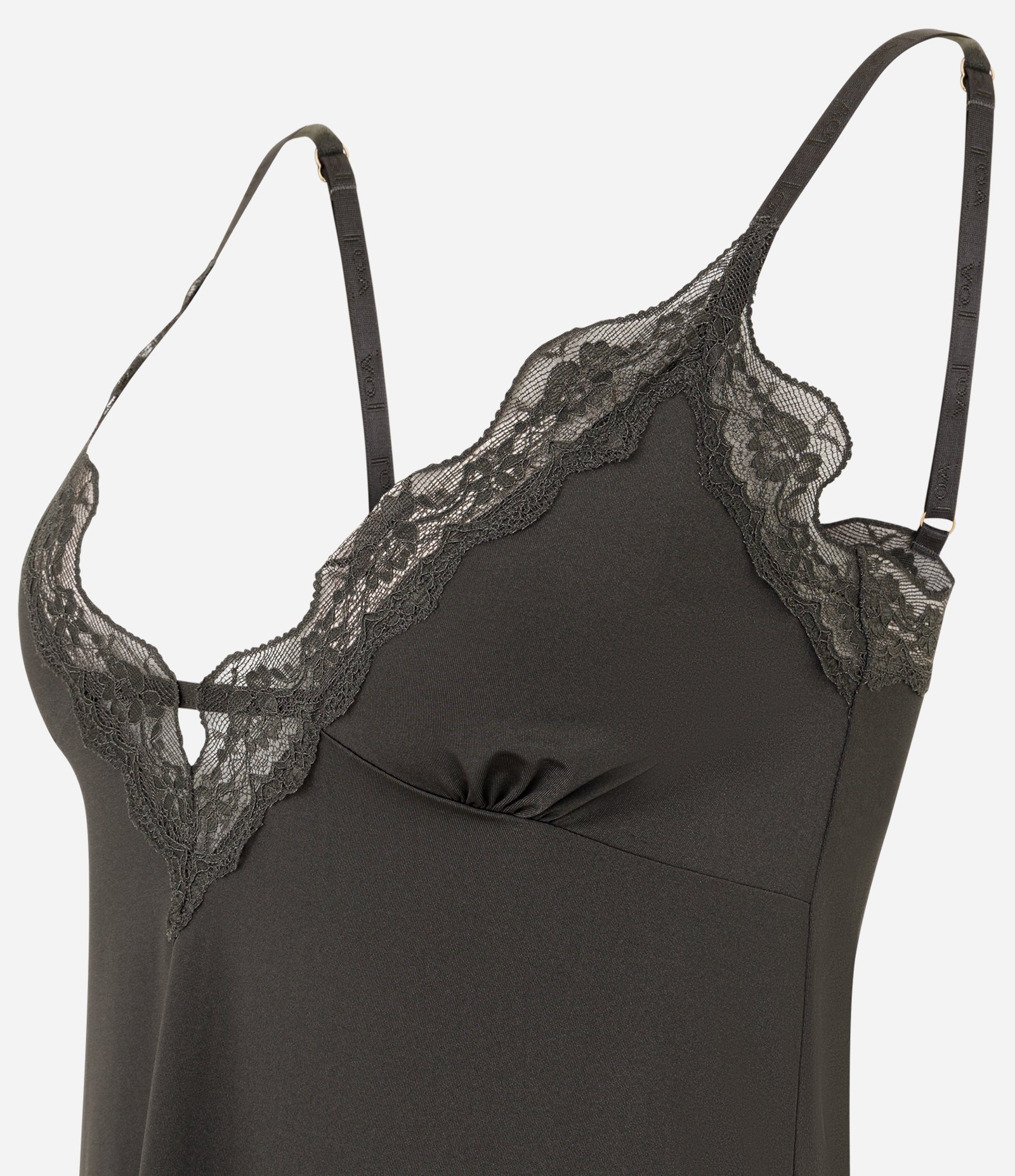 Pijama Short Doll em Microfibra com Detalhes em Renda Preto 7