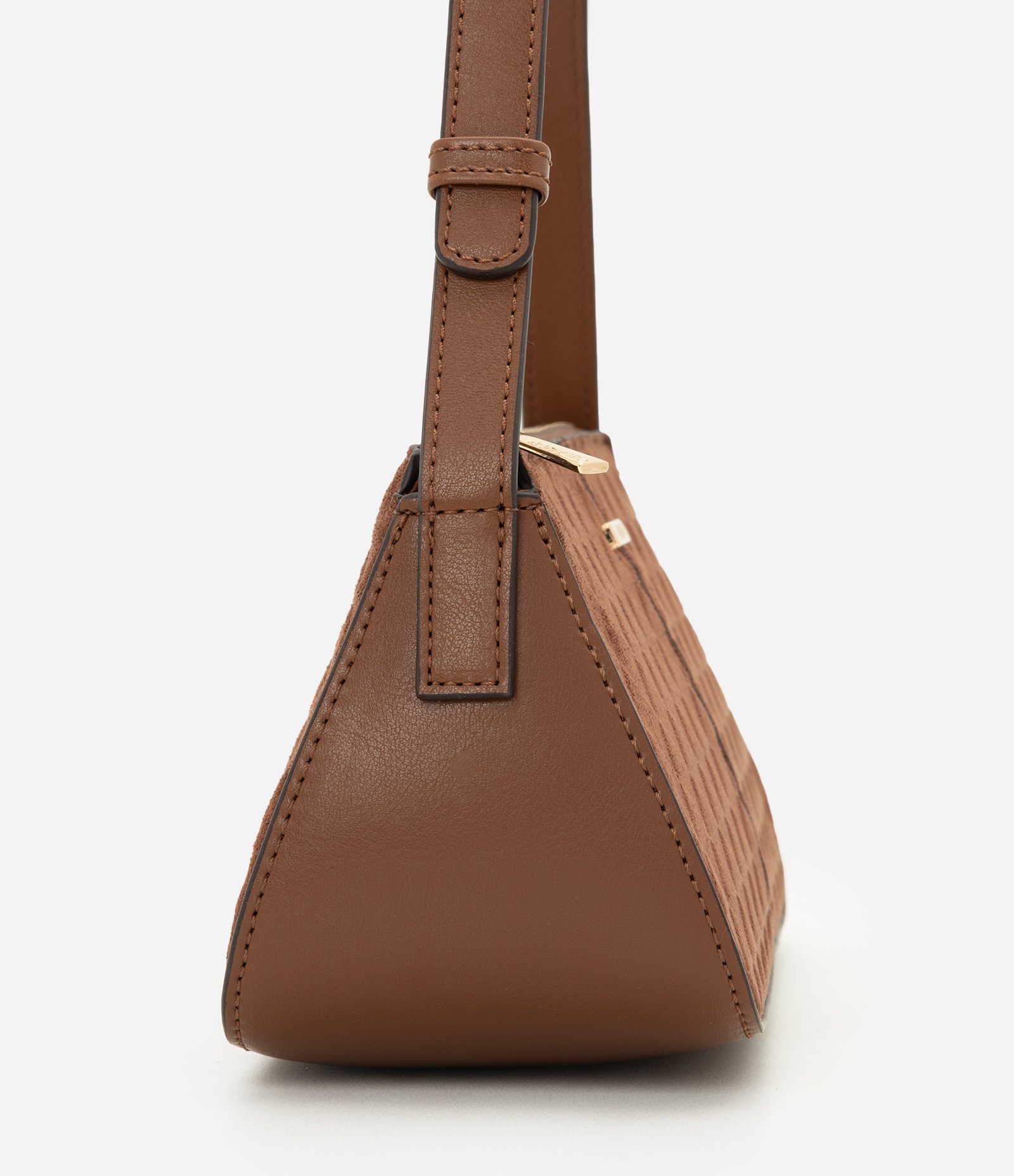 Bolsa Baguete Pequena com Mix de Texturas Marrom 2