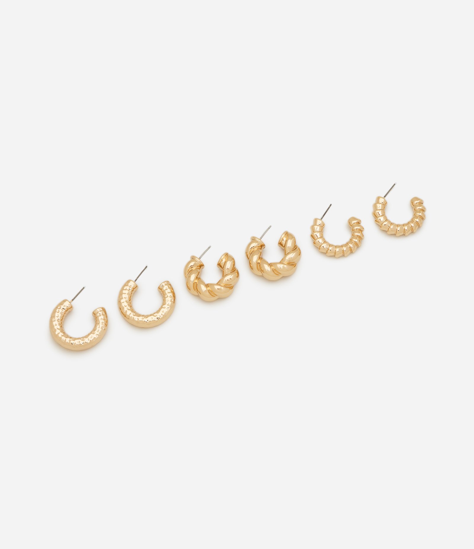 Kit 03 Argolas Médias com Acabamentos Variados Dourado 2
