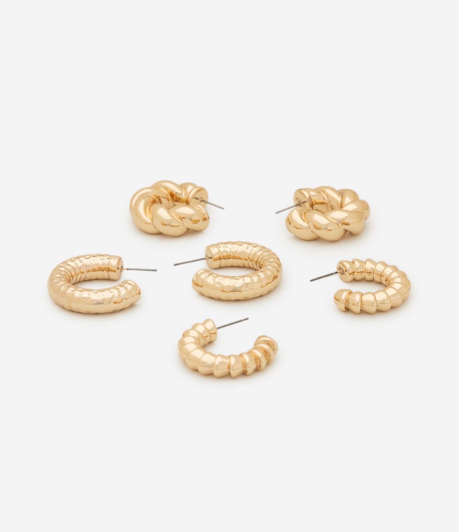 Kit 03 Argolas Médias com Acabamentos Variados Dourado 3