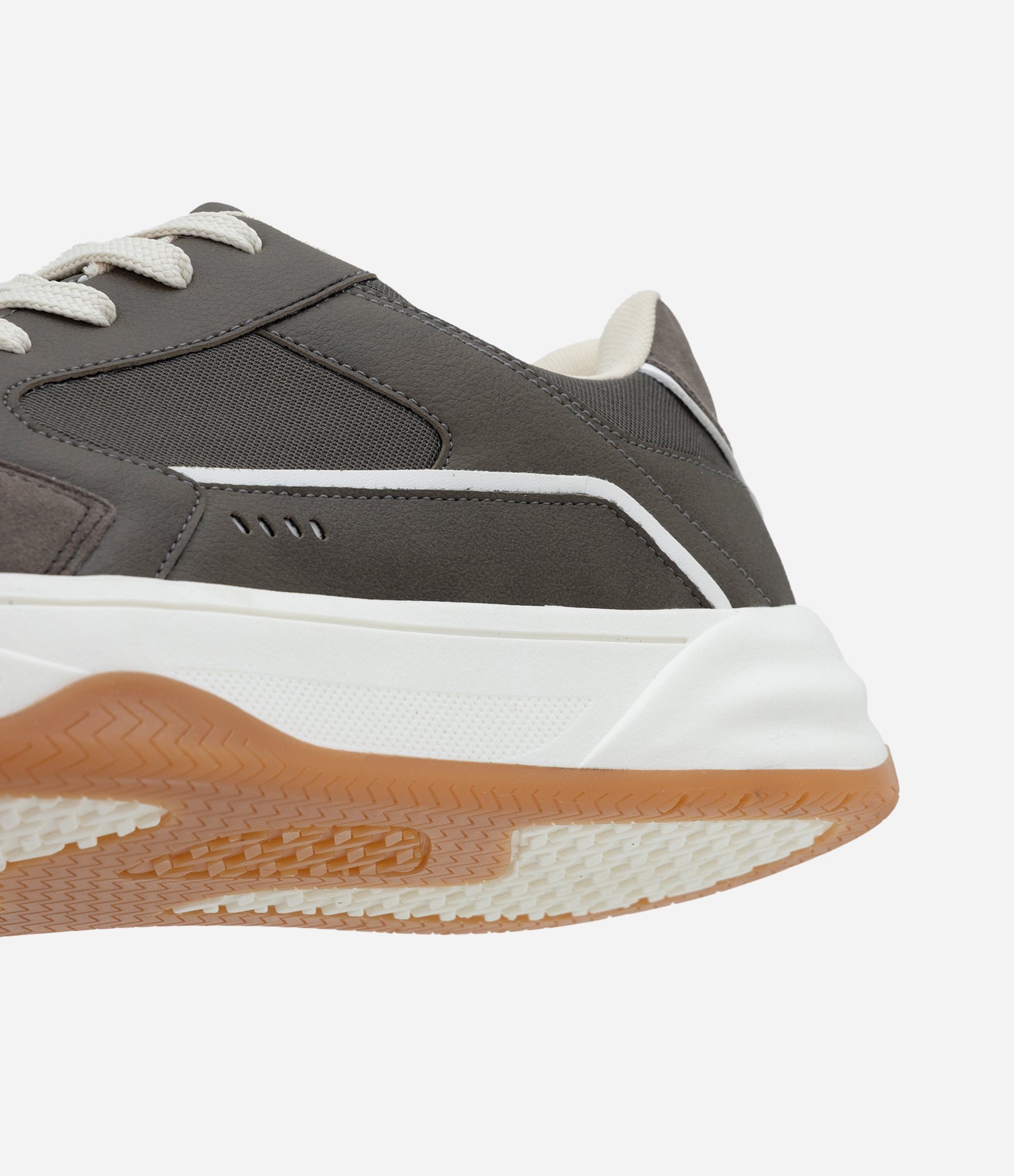 Tênis Sintético Street com Cadarço e Recortes Cinza 3