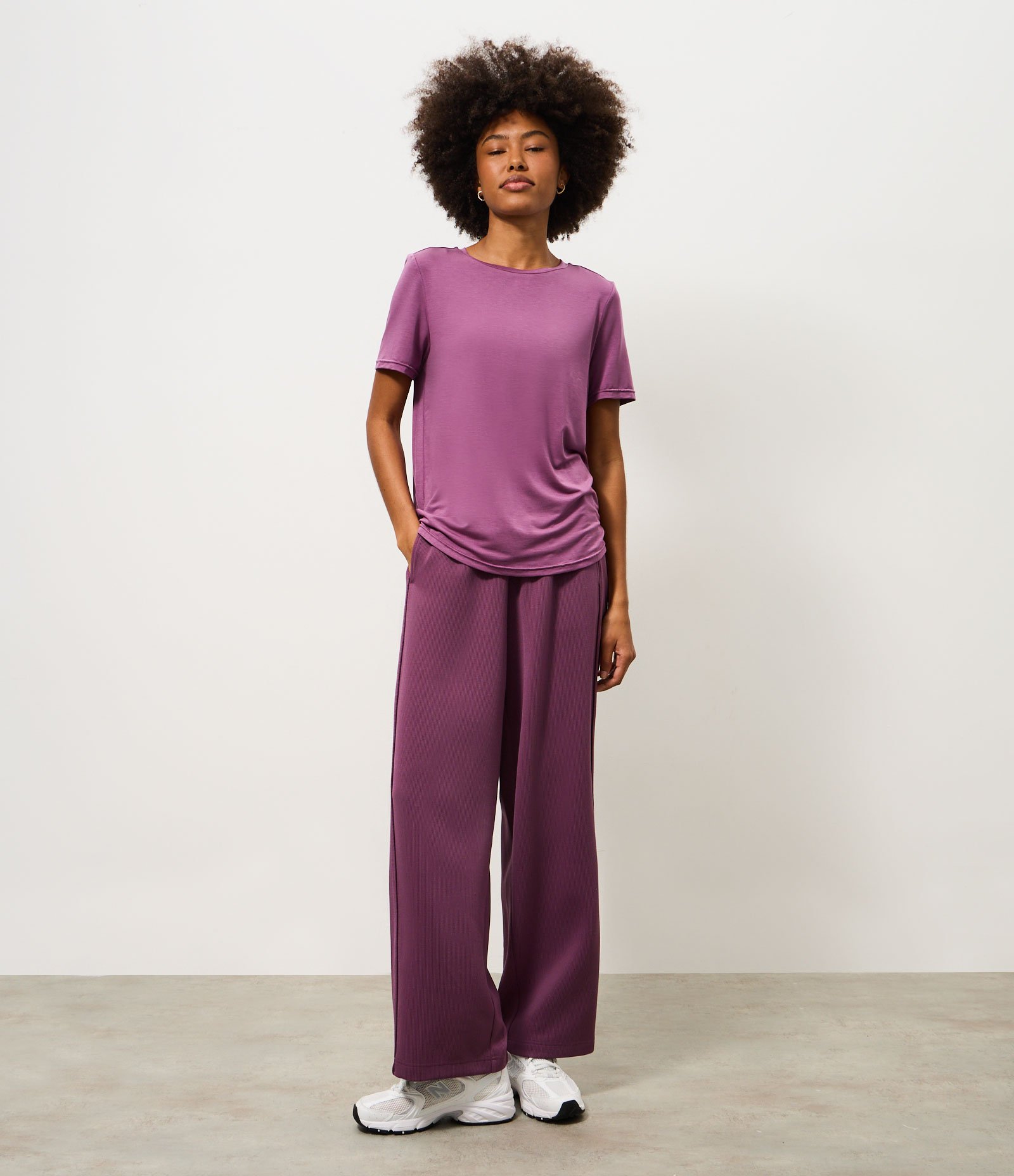 Camiseta Esportiva em Microfibra com Toque Suave Roxo 2