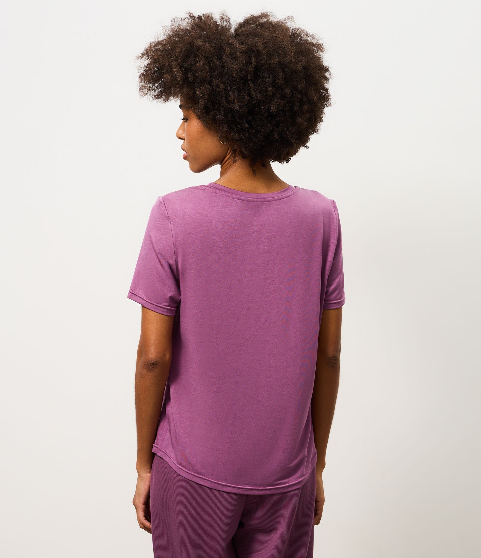 Camiseta Esportiva em Microfibra com Toque Suave Roxo 4