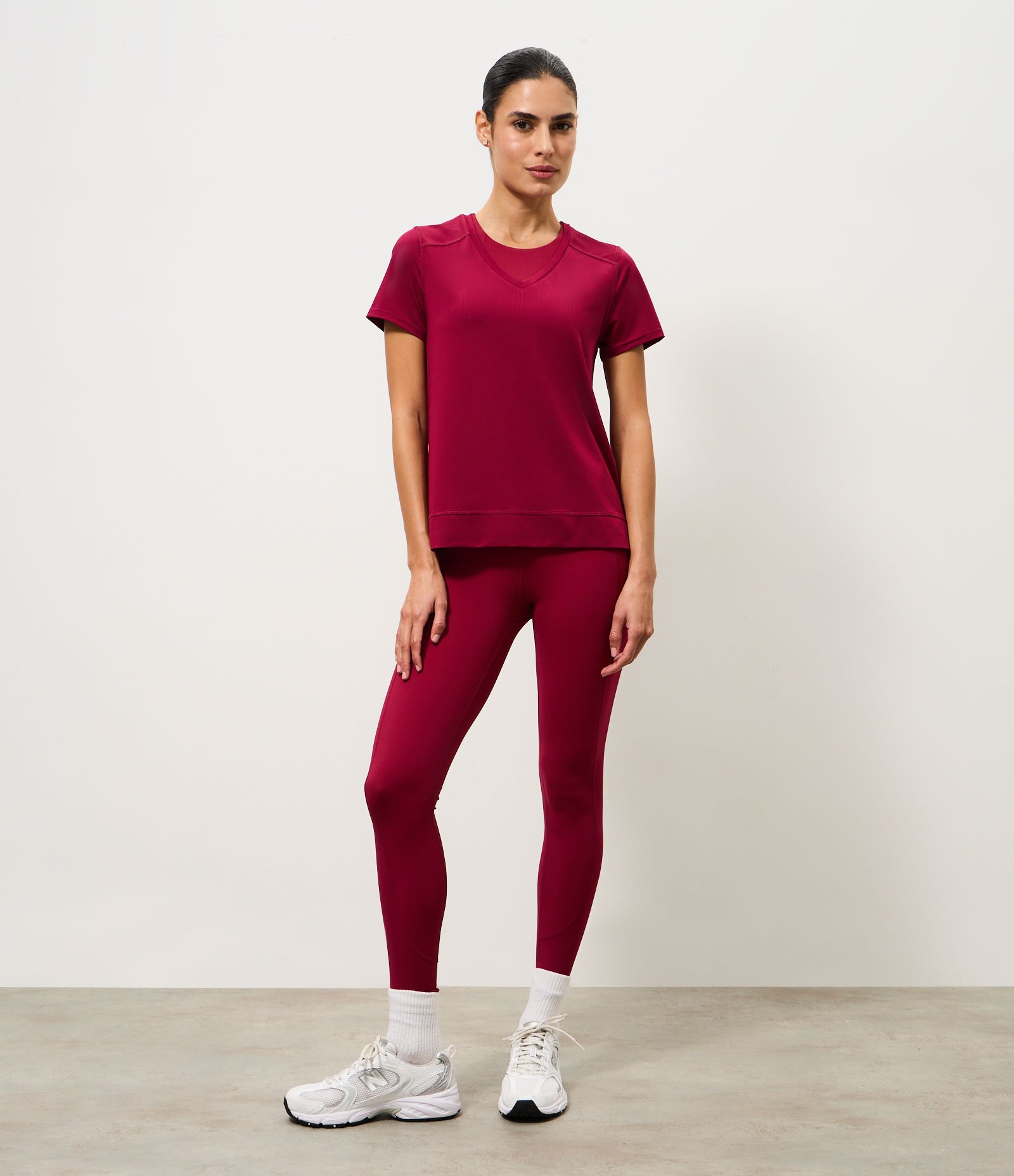 Camiseta Esportiva em Microfibra Furadinha com Barra Mullet Vermelho 2
