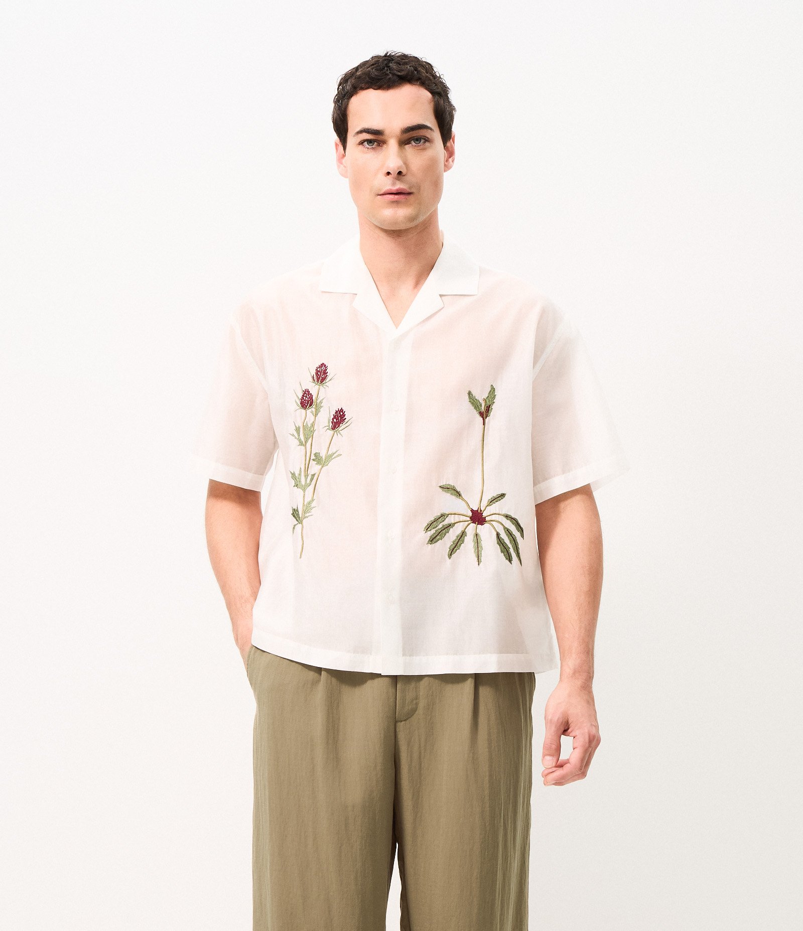 Calça Wide Leg em Liocel com Pregas Frontais Marrom 6