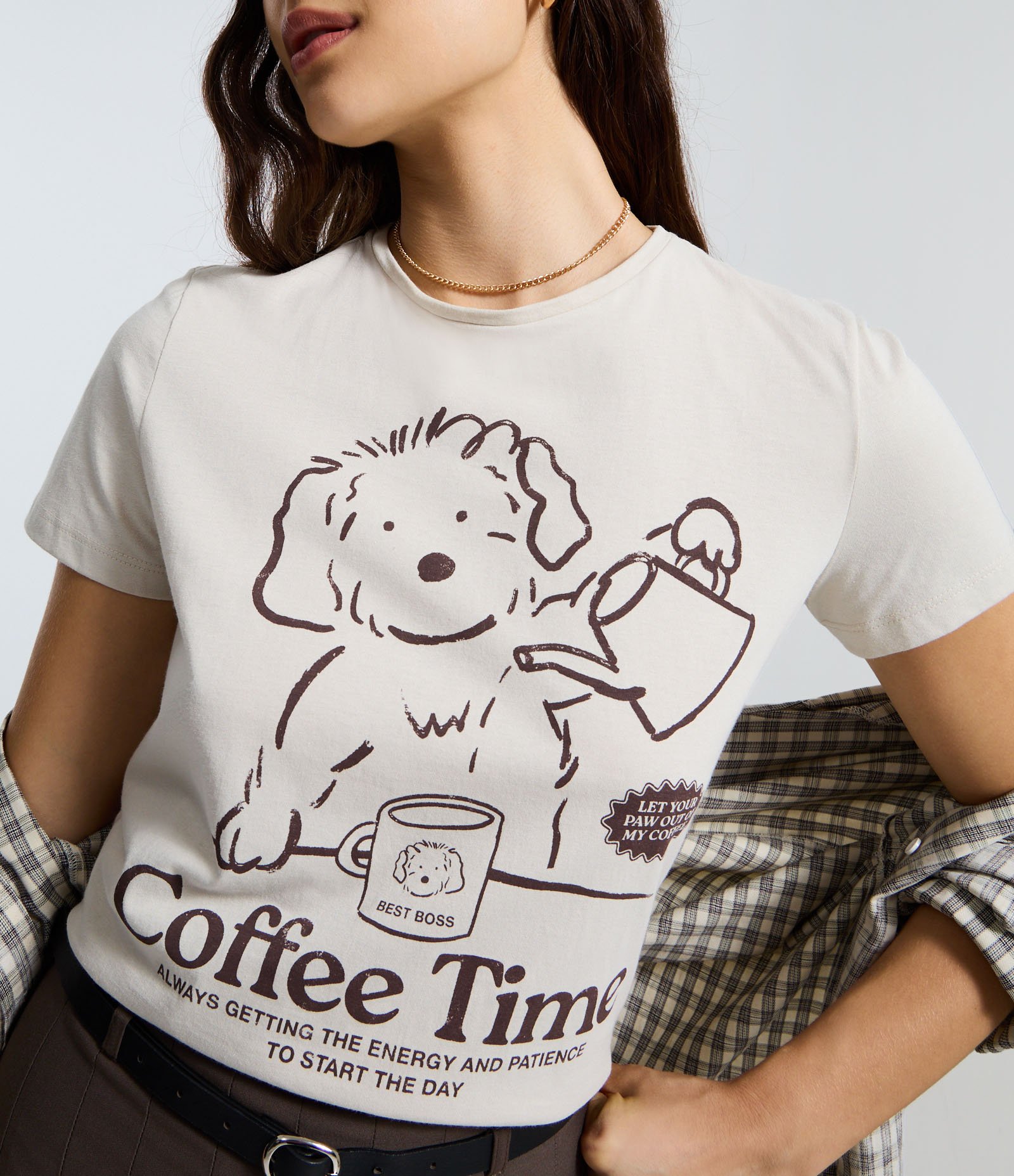 Camiseta T-shirt em Algodão com Estampa de Cachorrinho no Coffee Time Bege 3
