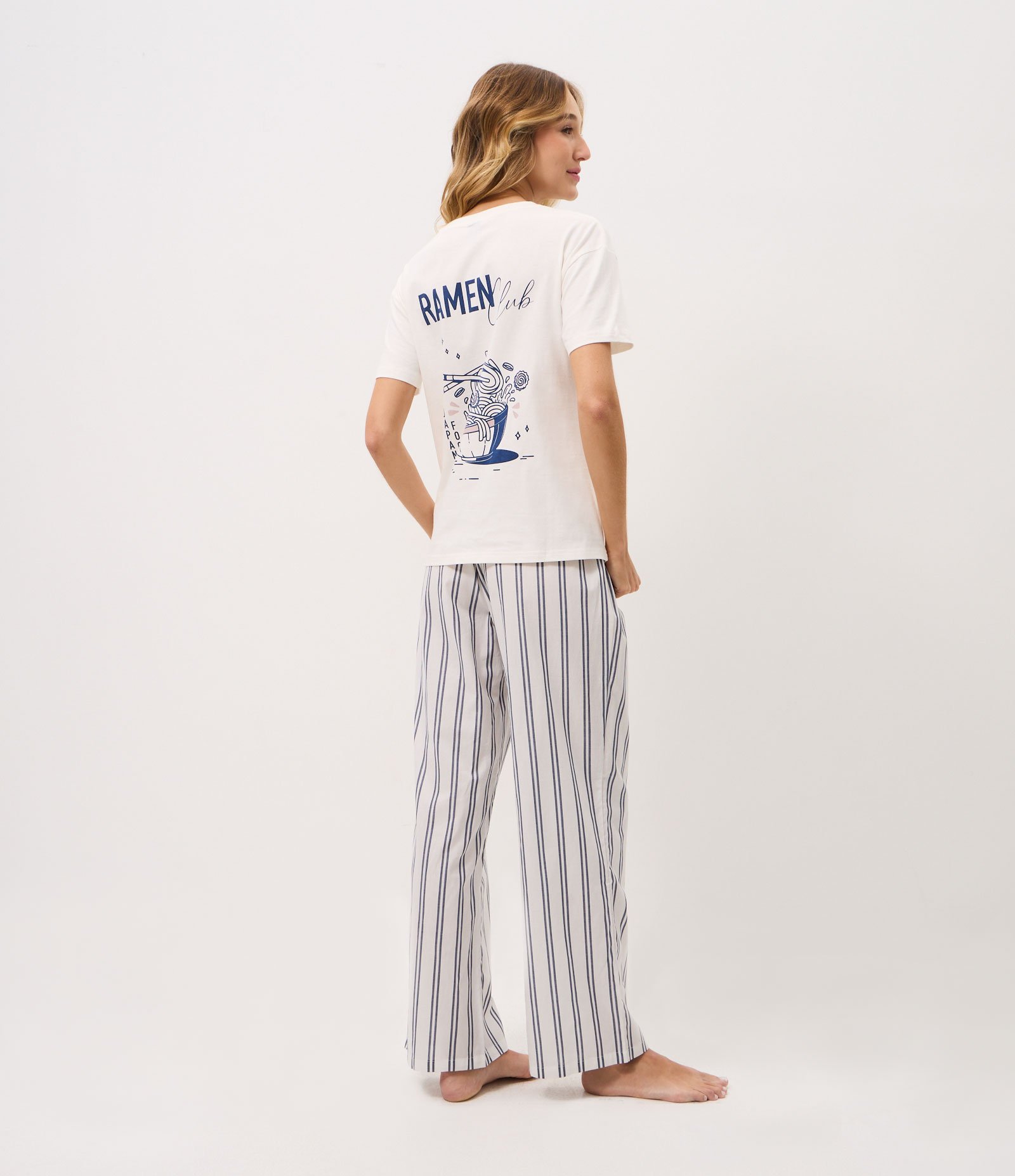 Pijama Longo em Algodão com Estampa de Listras e Ramen Branco 1