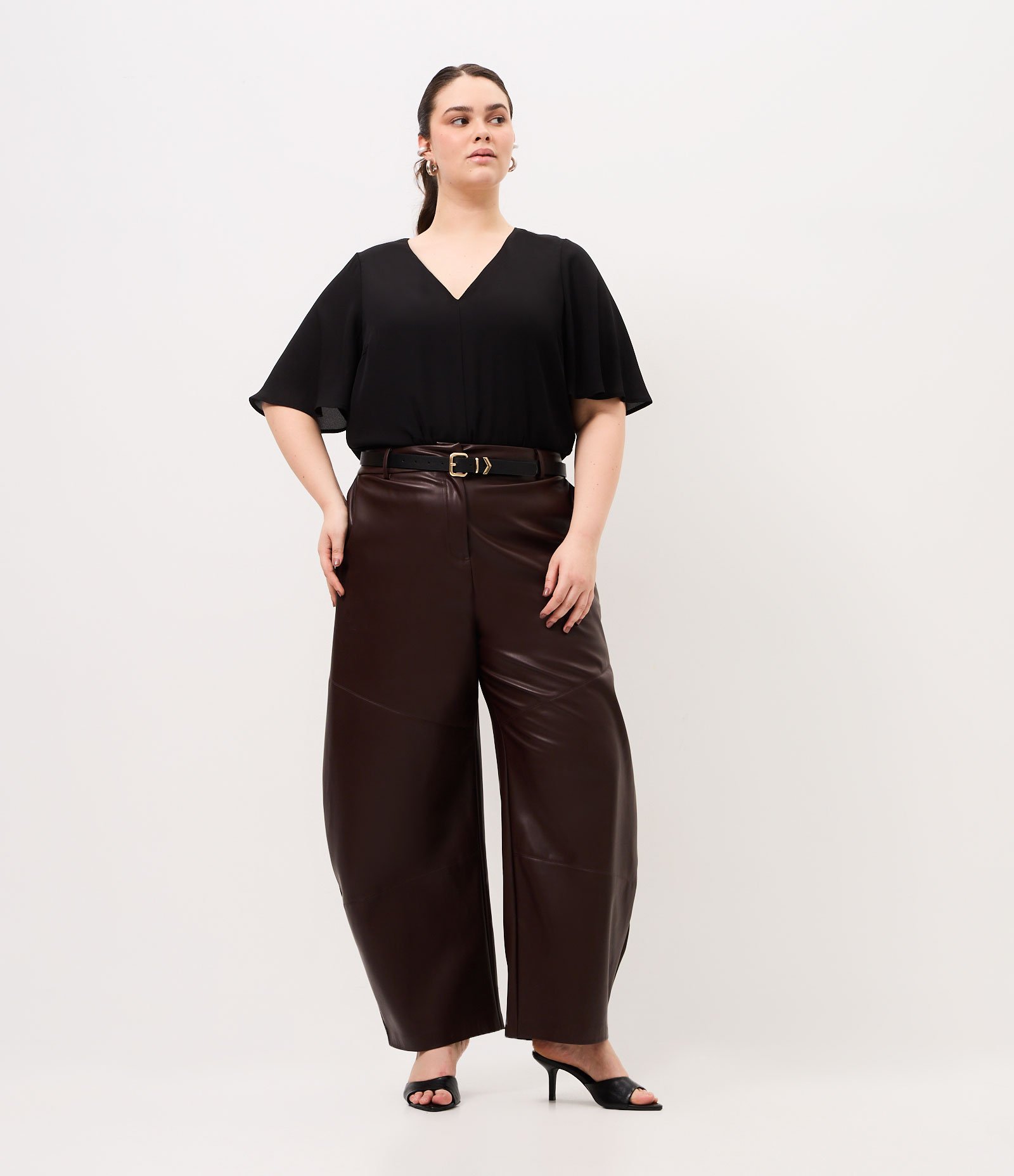 Blusa Crepe Decote V Curve & Plus Size Preto 5