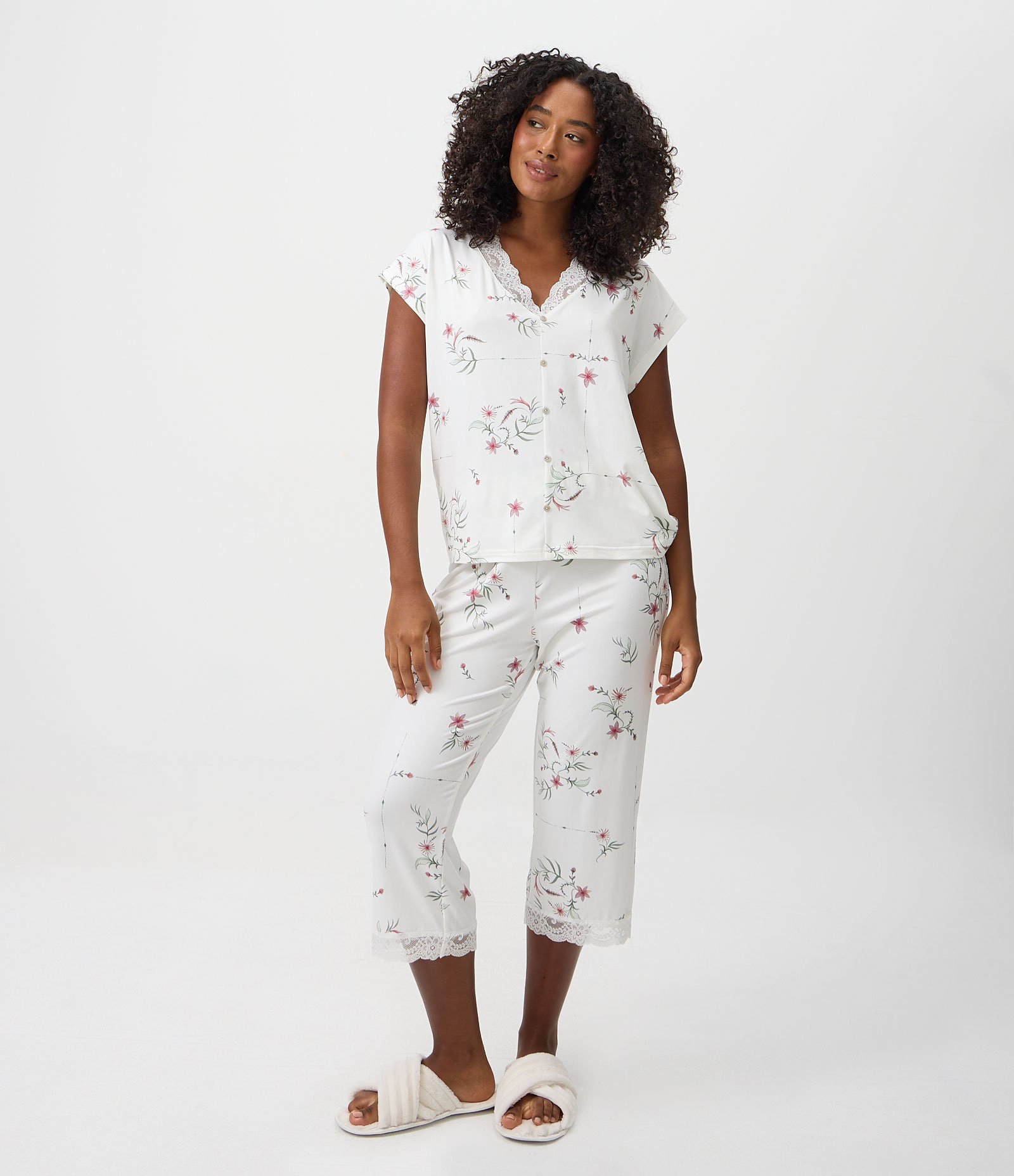 Pijama Curto em Peach Touch com Estampa Floral Branco 1