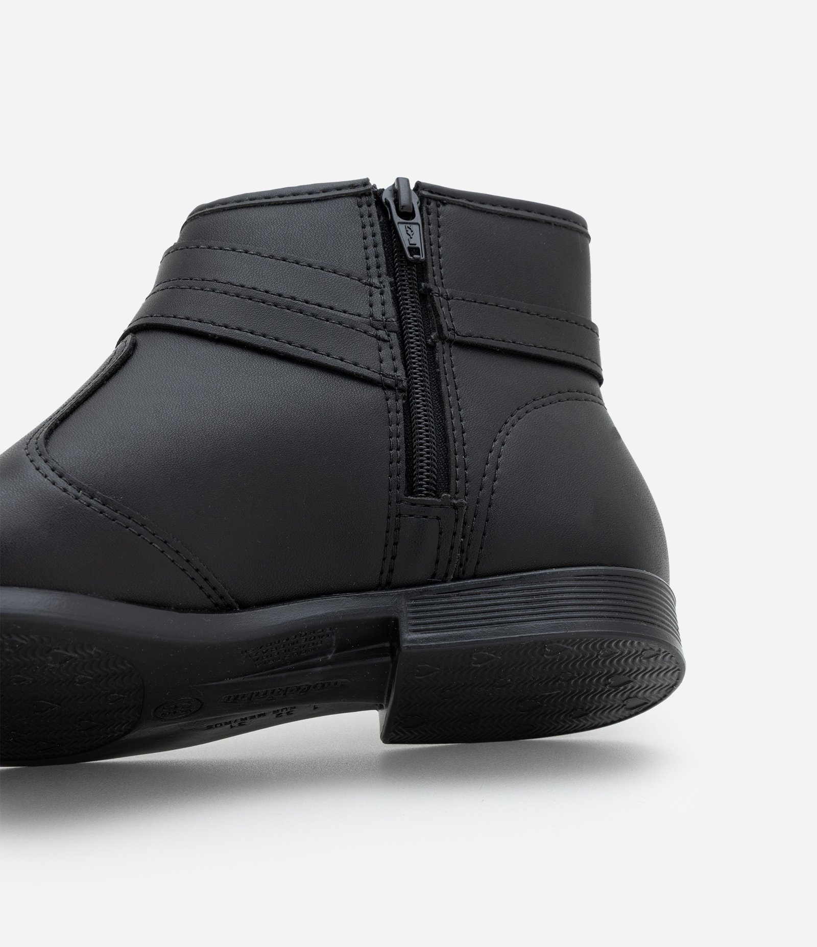 Bota Infantil com Salto e Fivela Coração – Tam 26 a 35 Preto 4