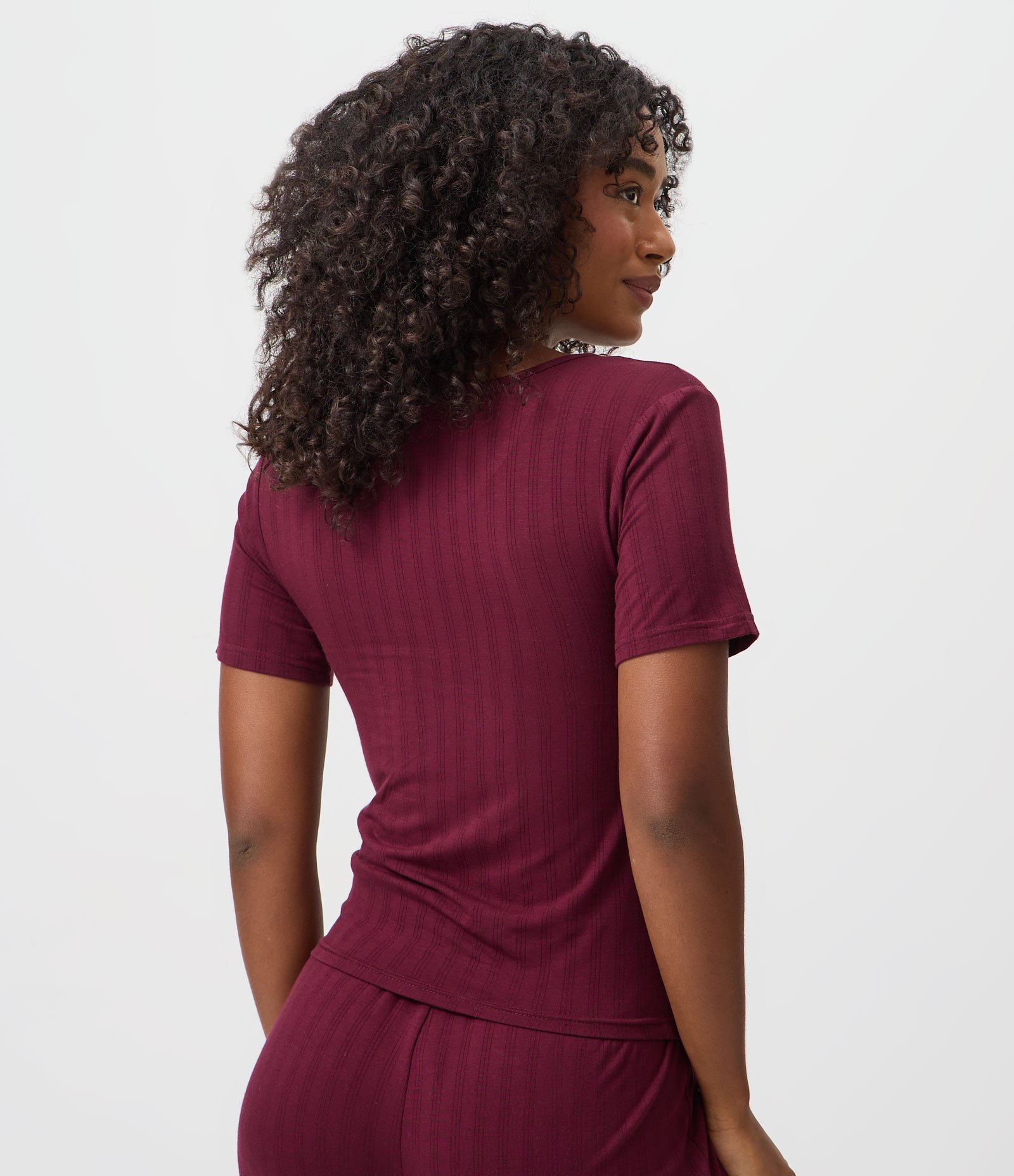 Blusa de Pijama em Ribana com Decote V e Botões Vinho 4